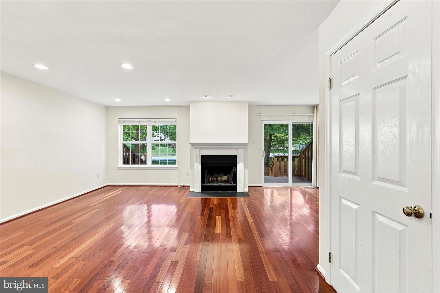 53 Sheffield Ct Property Photo 8