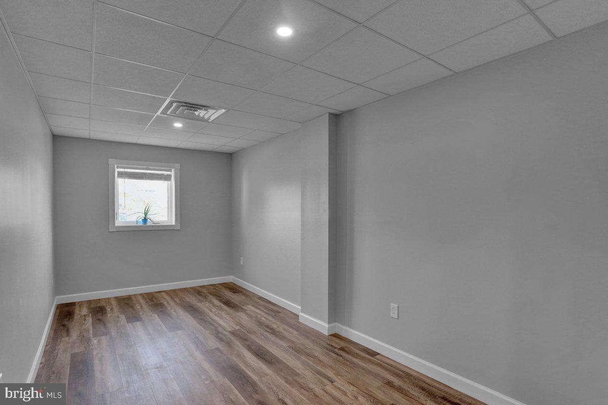 933 N Hanover St #1st Fl Property Photo 8