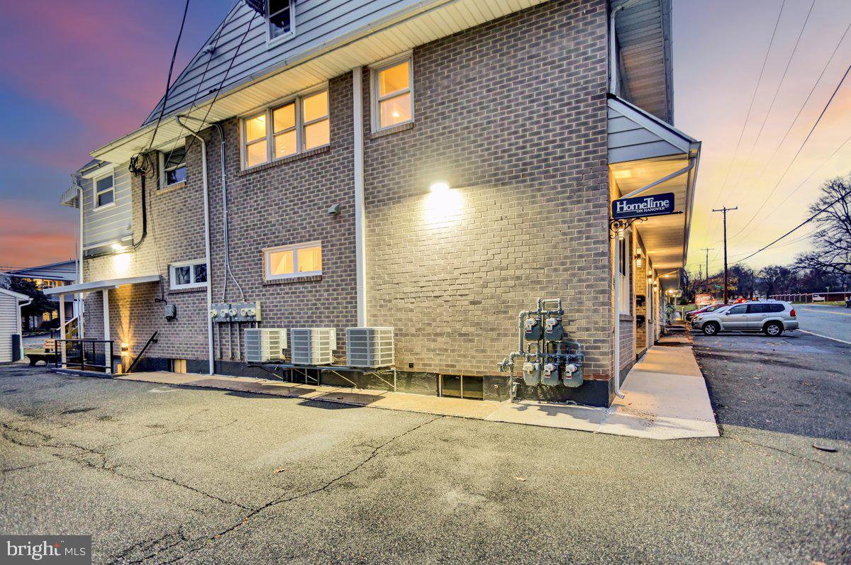933 N Hanover St #1st Fl Property Photo 28