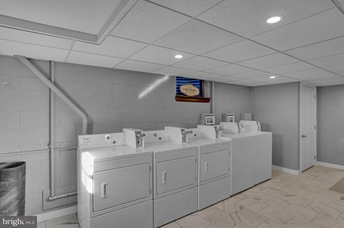 933 N Hanover St #2nd Fl Property Photo 15