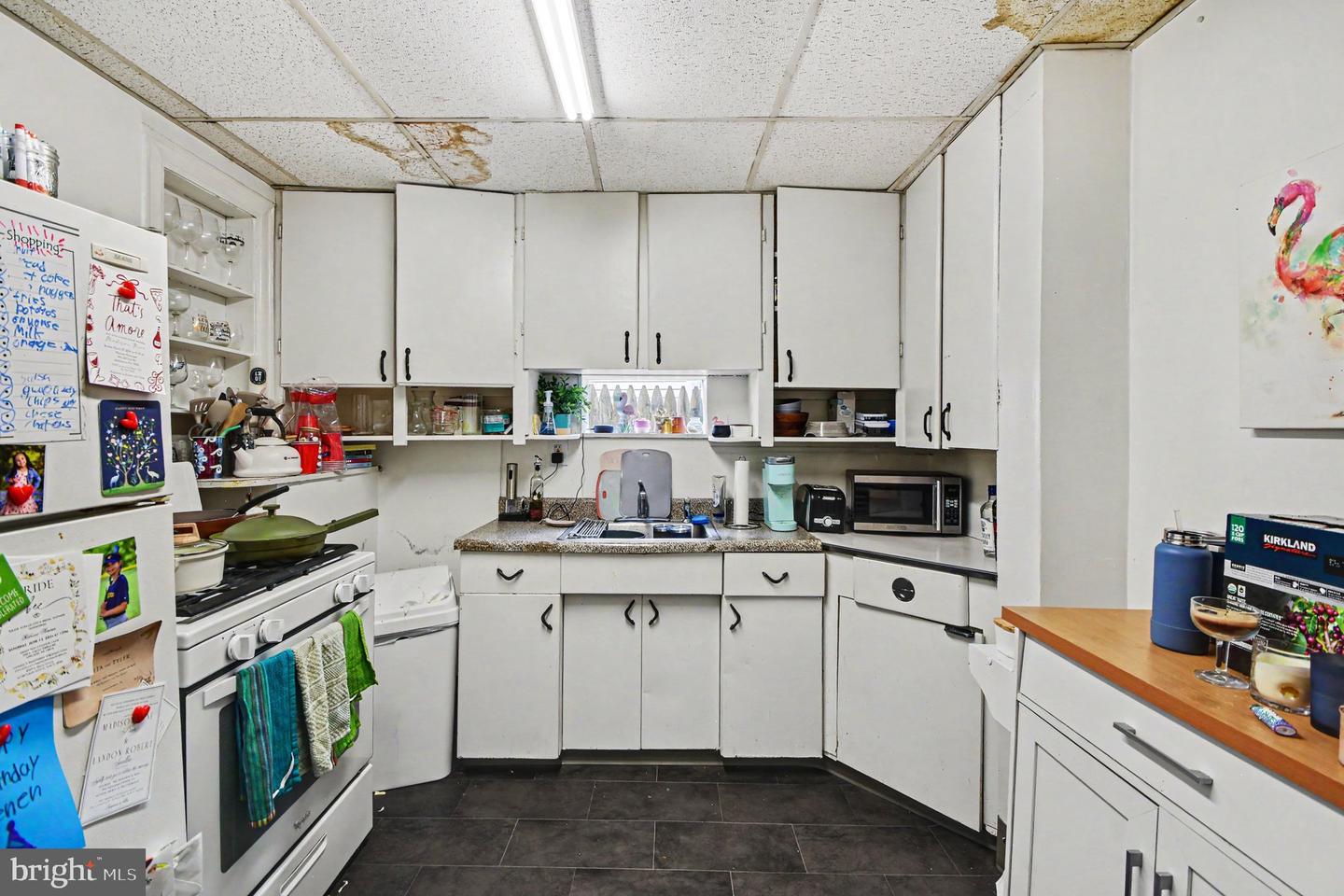 7768 Montgomery Ave Property Photo 6