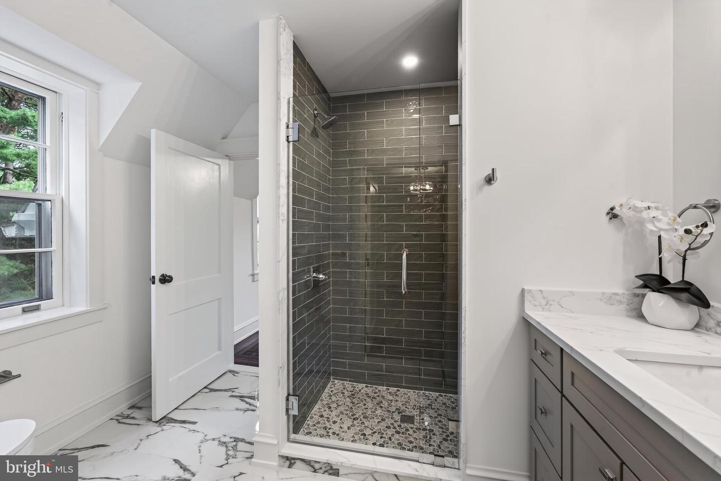 1013 Indian Creek Rd Property Photo 49