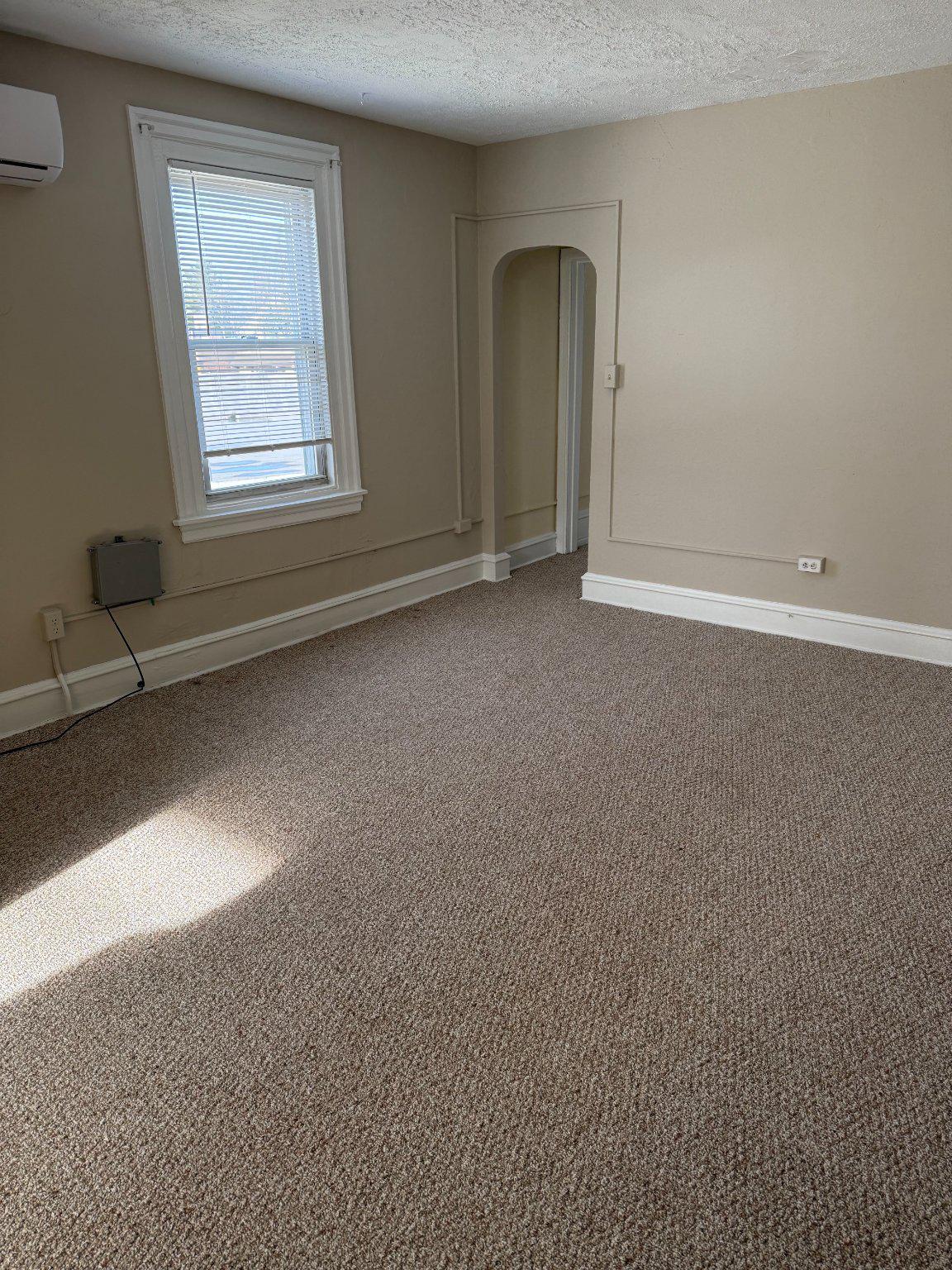 932 W Lancaster Ave # Property Photo 6