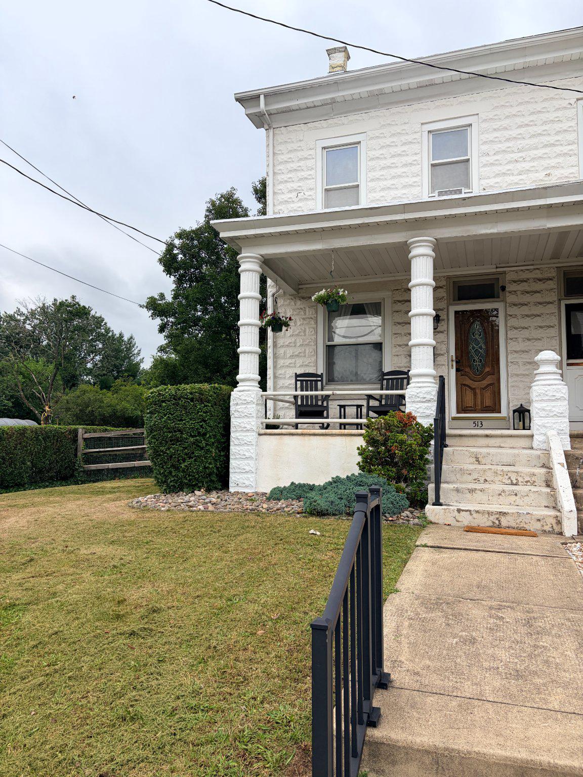 513 POTTSTOWN AVE #