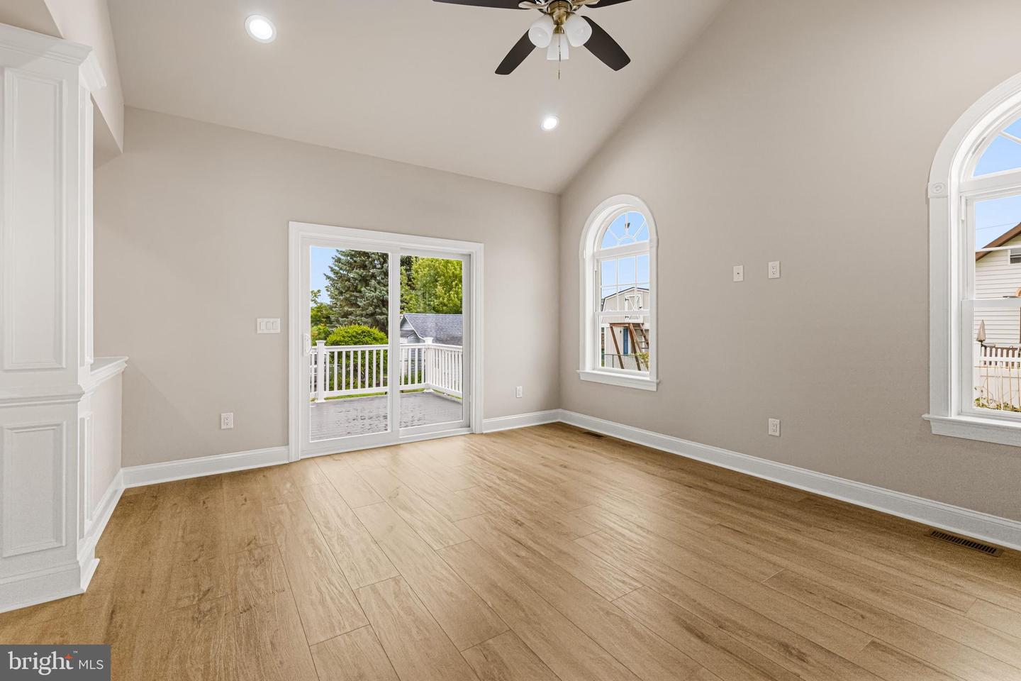 232 Brook St Property Photo 15