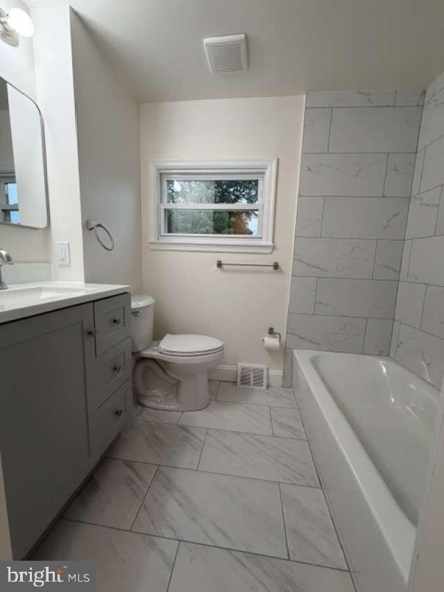 26 Camelot Dr Property Photo 17