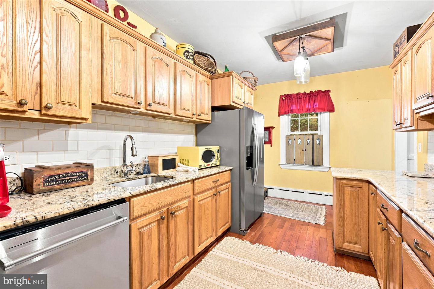 2113 Susquehanna Rd Property Photo 5