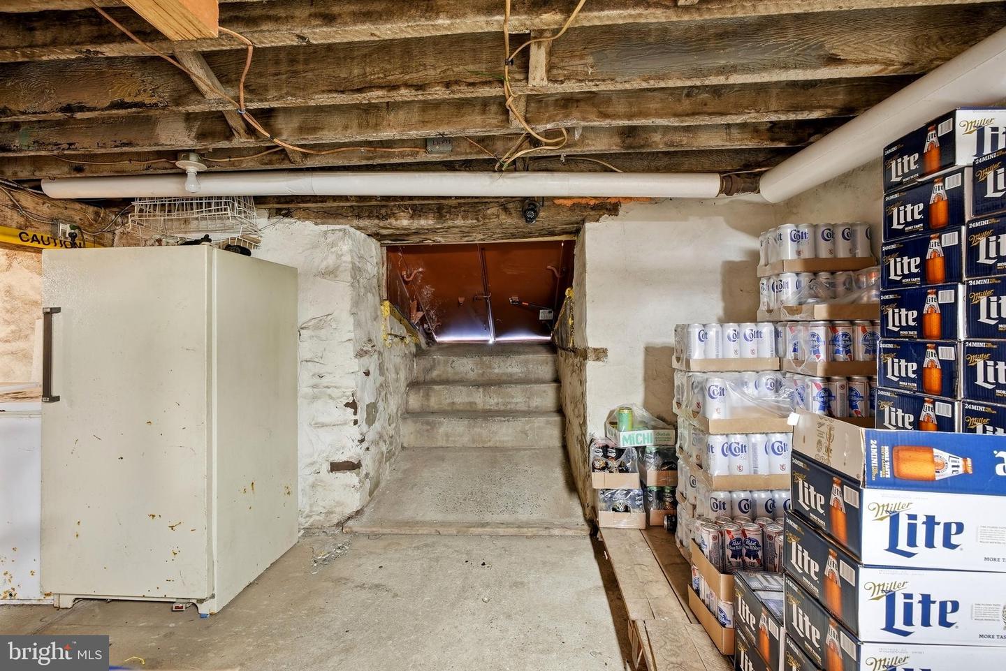 101 E Broad St Property Photo 42