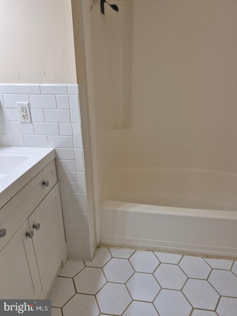 401 Woodside Cir Property Photo 15
