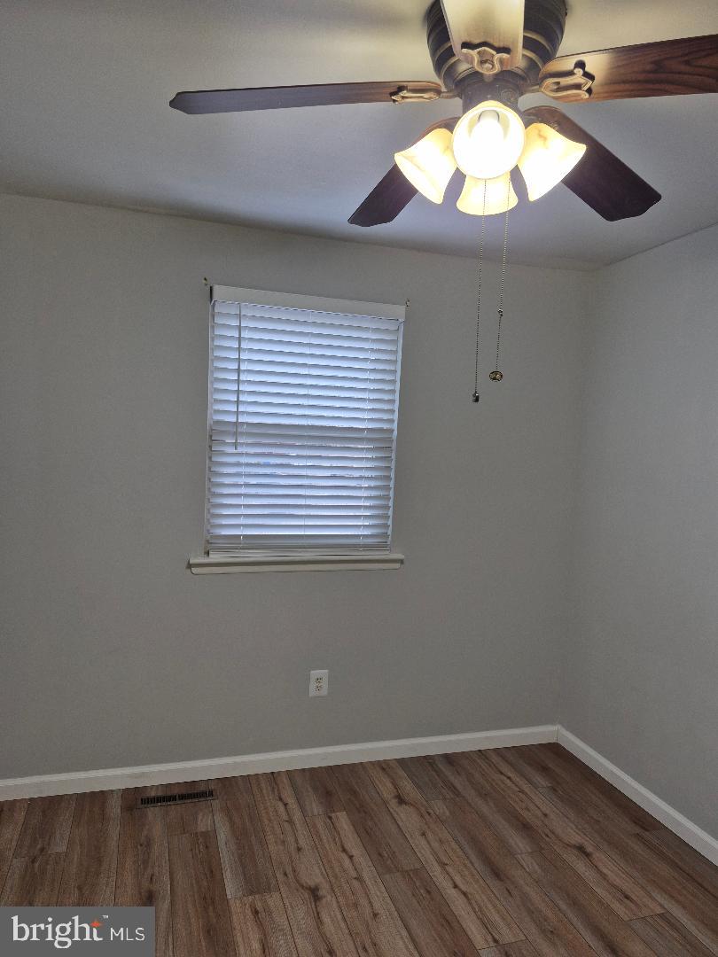 401 Woodside Cir Property Photo 16