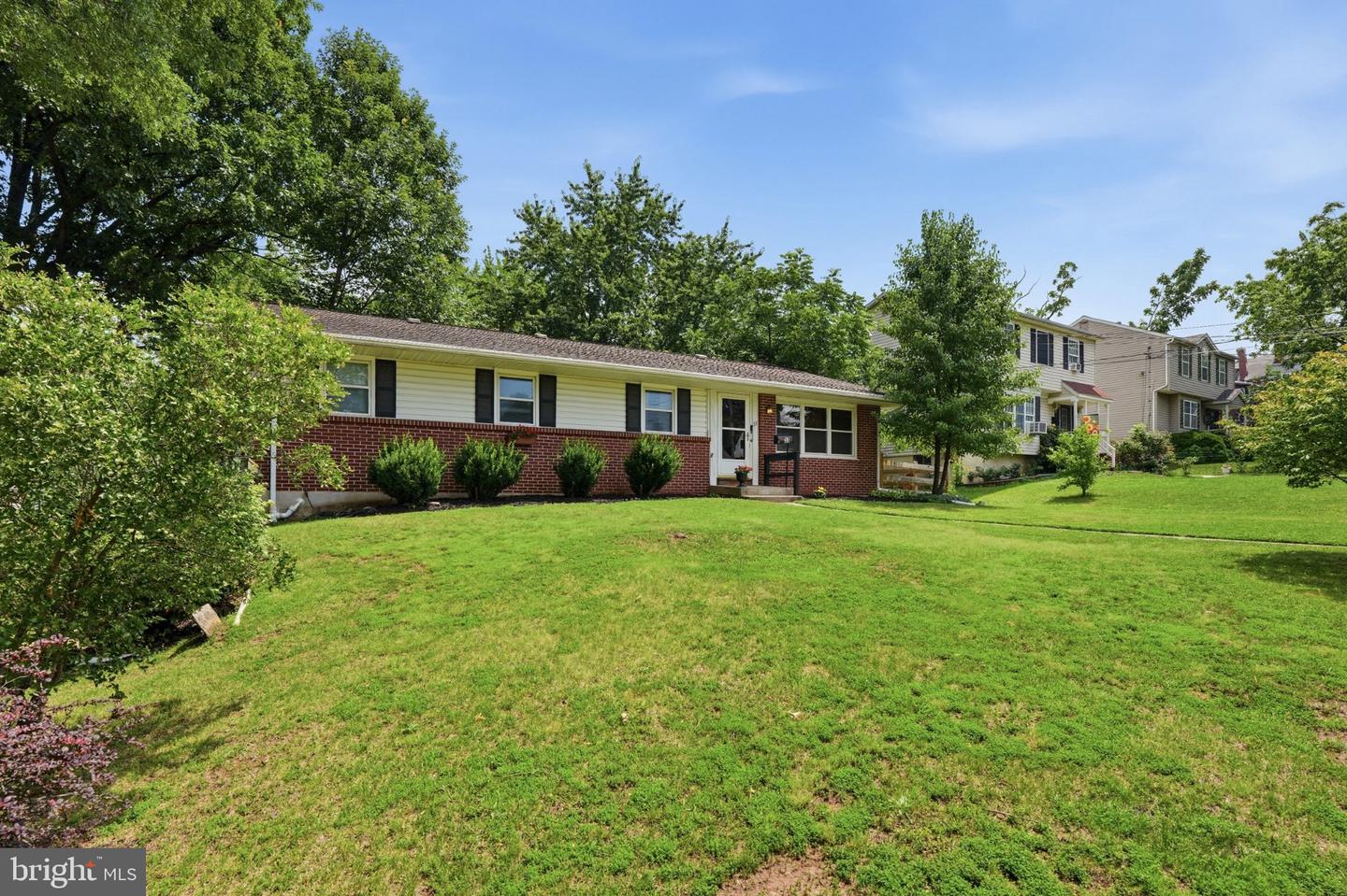 33 N 4th St Property Photo 4