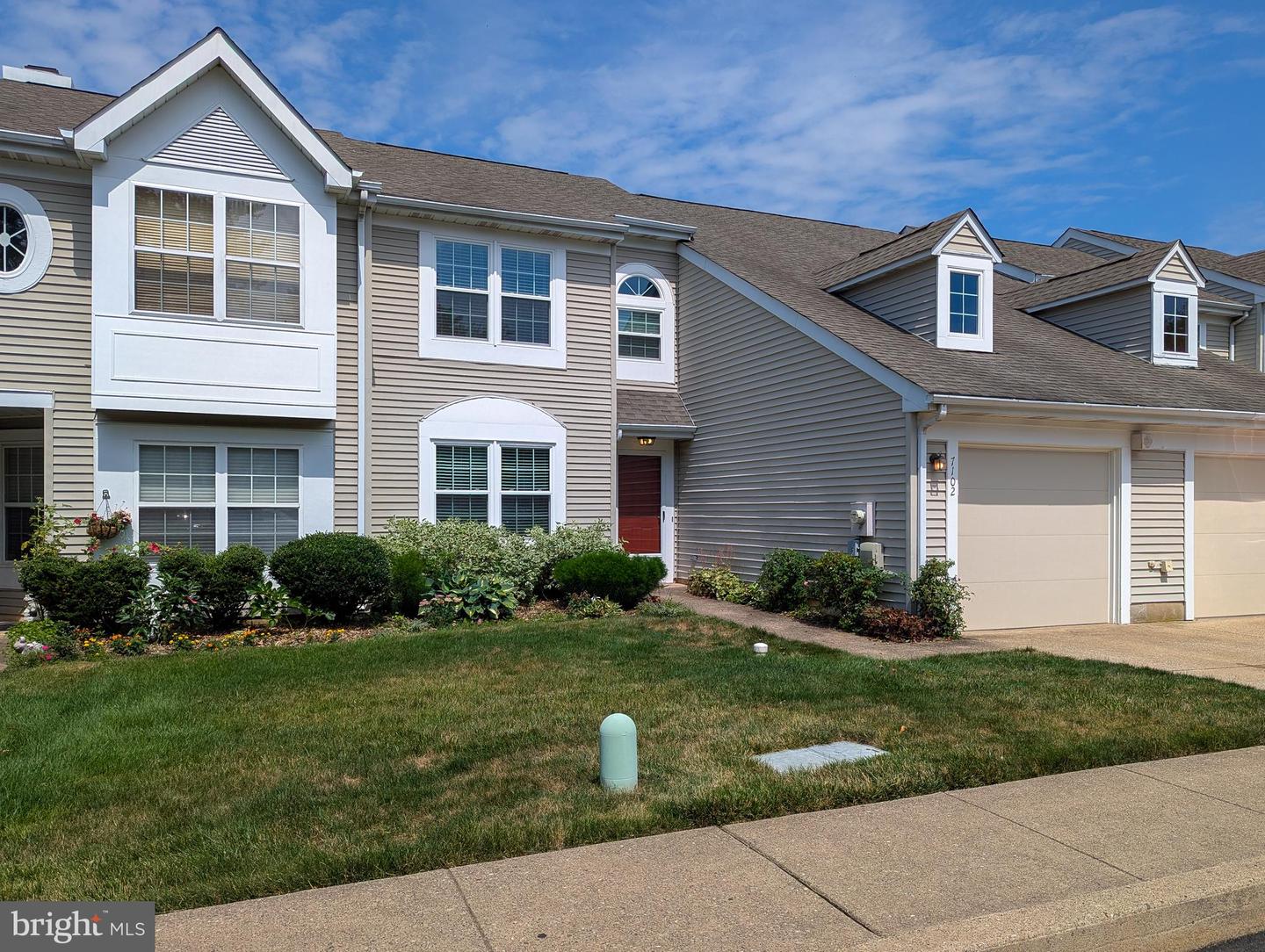 7102 Union Ct Property Photo 1