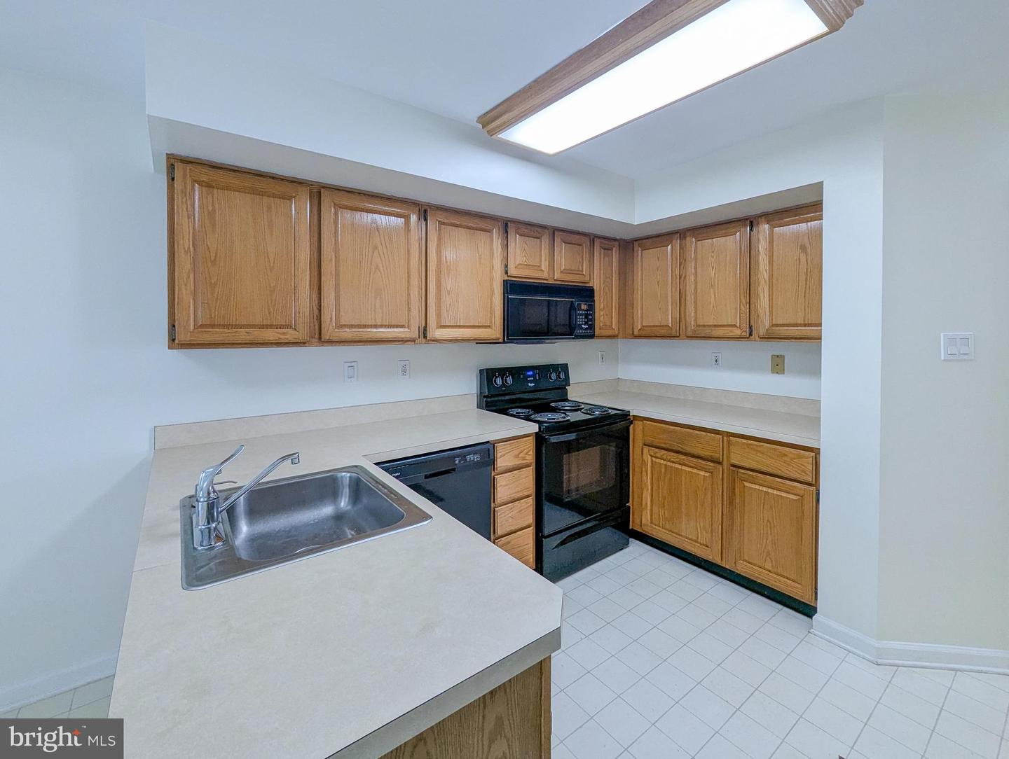 7102 Union Ct Property Photo 8