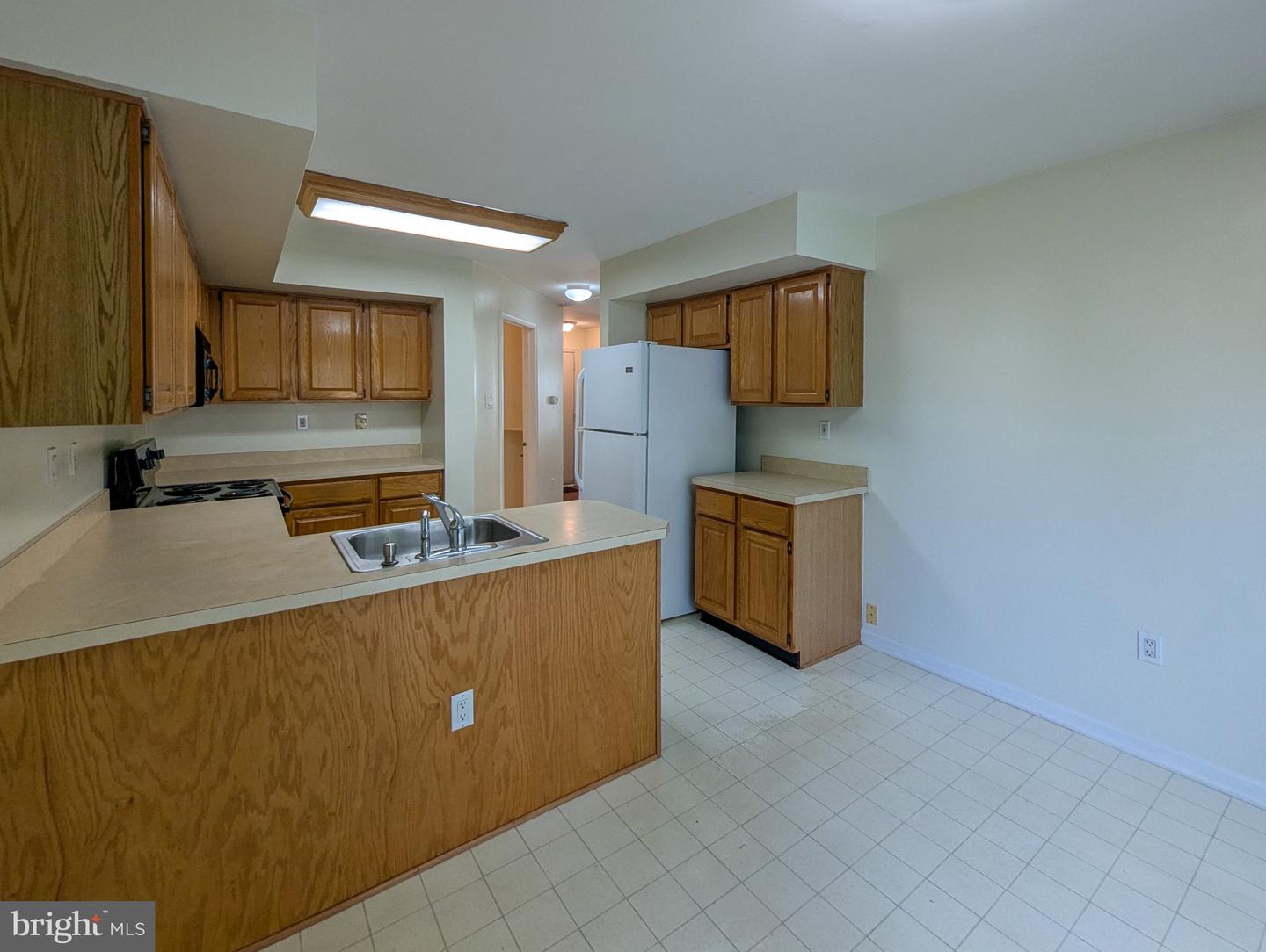 7102 Union Ct Property Photo 8