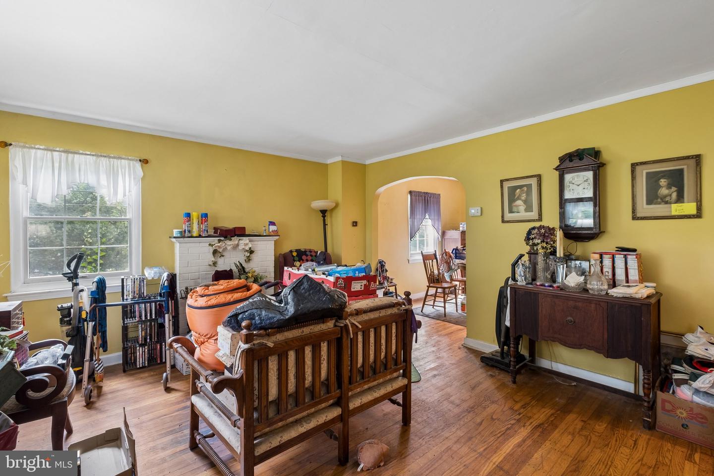 662 Shoemaker Ln Property Photo 2