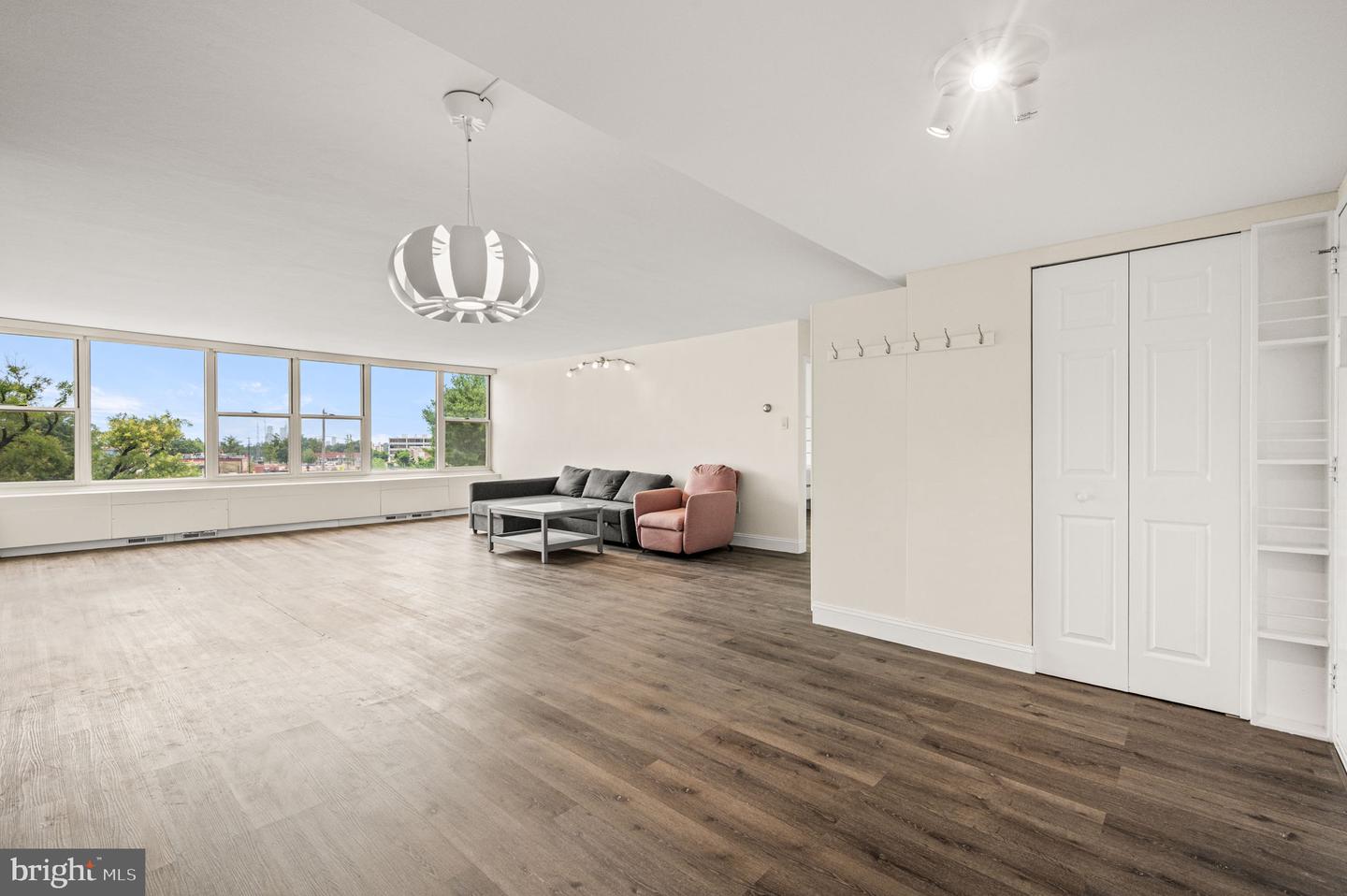 50 Belmont Ave #401 Property Photo 7