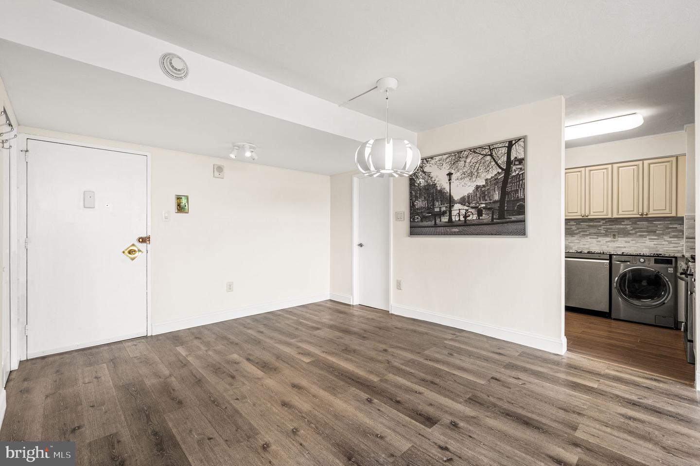 50 Belmont Ave #401 Property Photo 9
