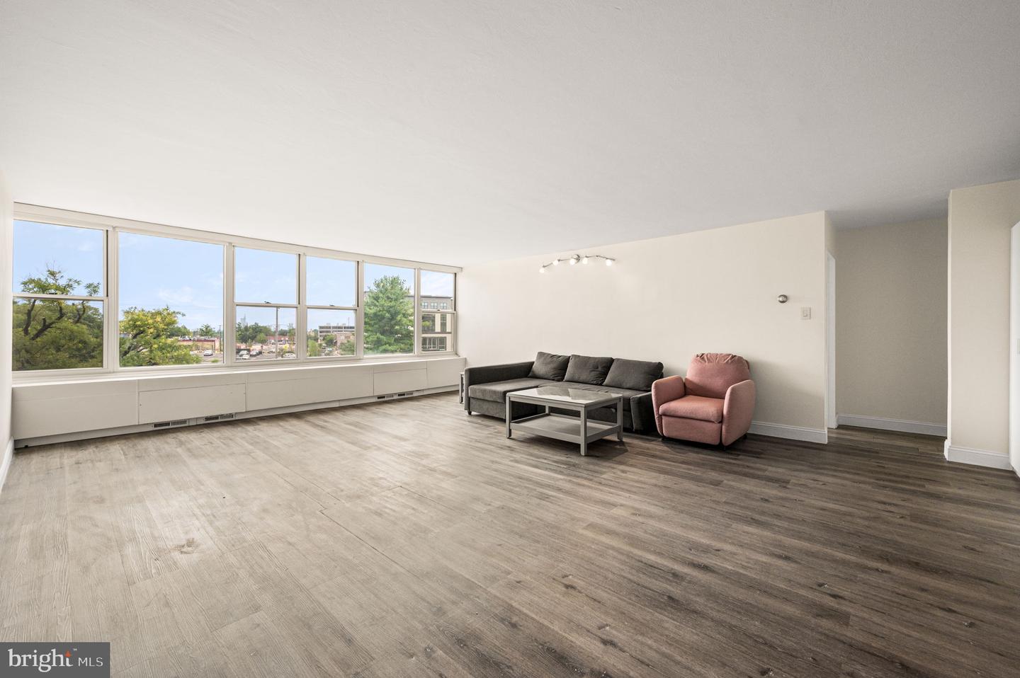 50 Belmont Ave #401 Property Photo 11
