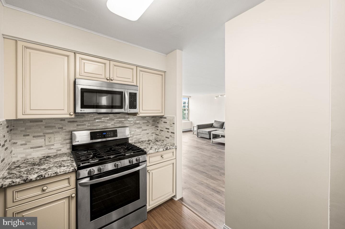 50 Belmont Ave #401 Property Photo 15
