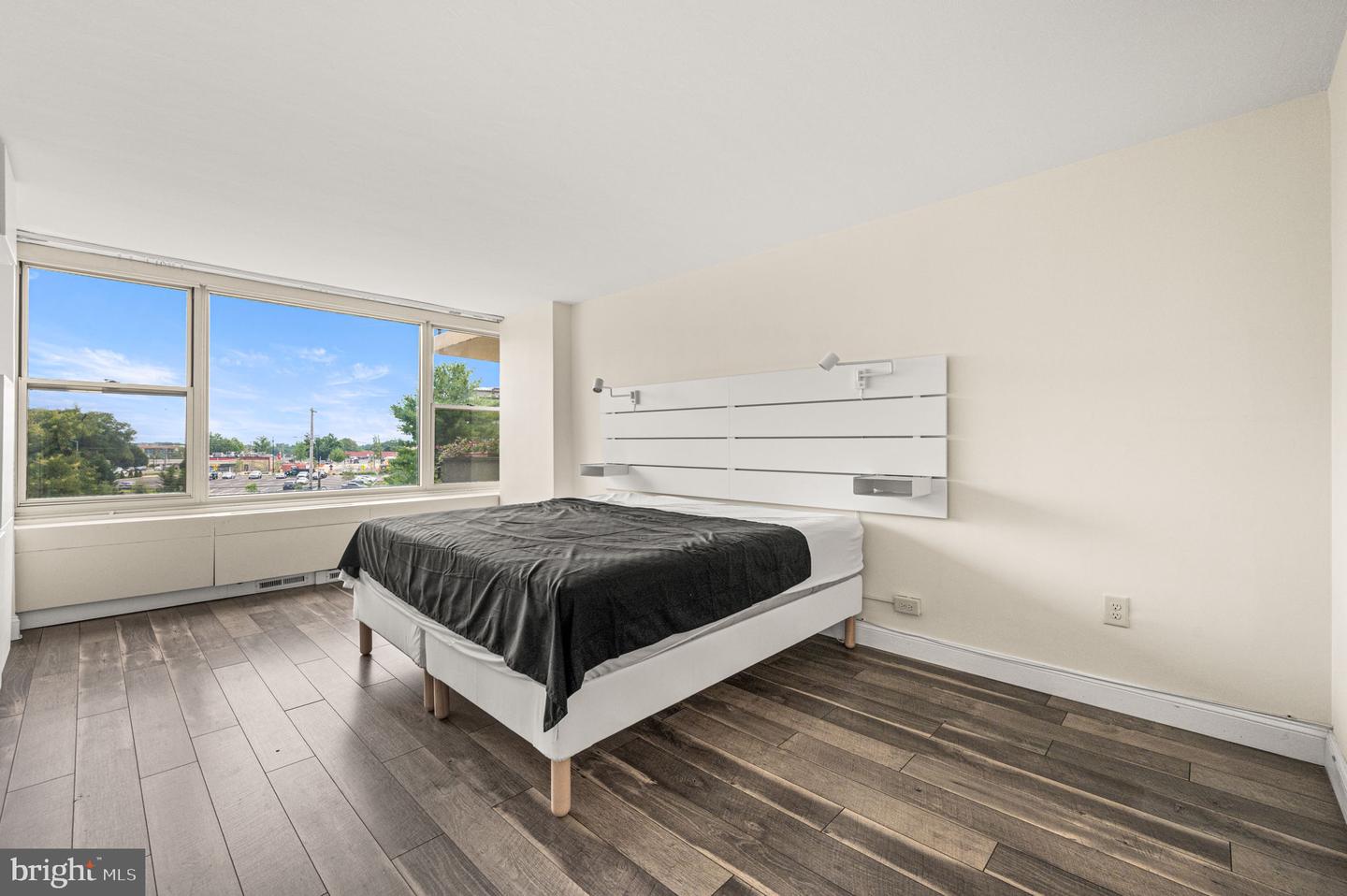 50 Belmont Ave #401 Property Photo 17