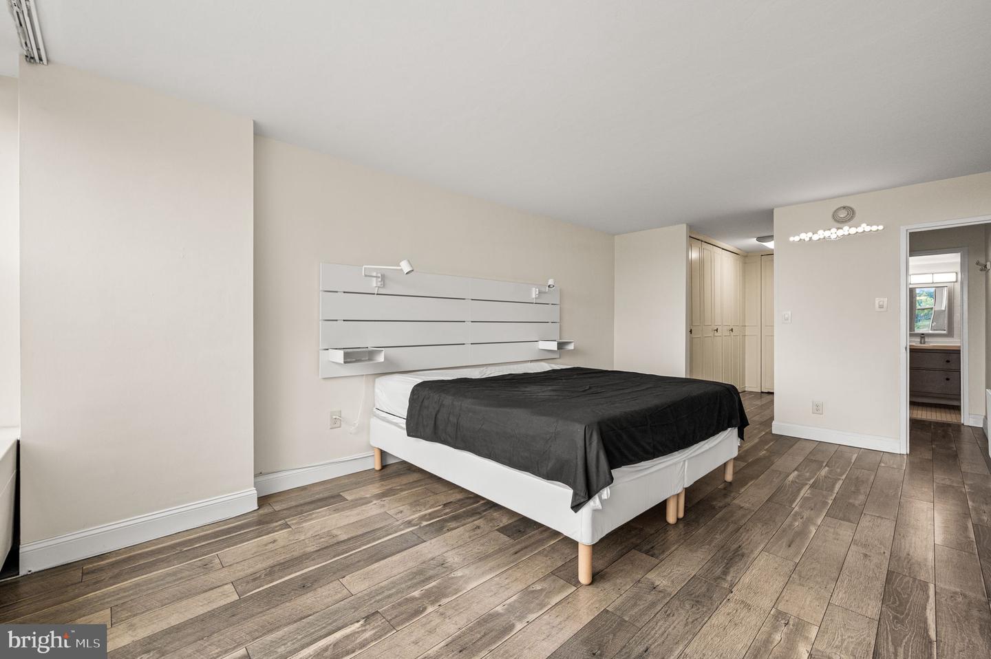 50 Belmont Ave #401 Property Photo 18