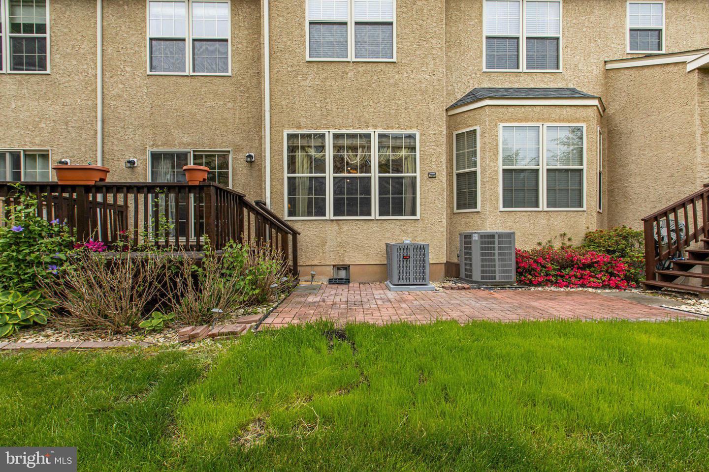 80 Chadwick Cir Property Photo 5