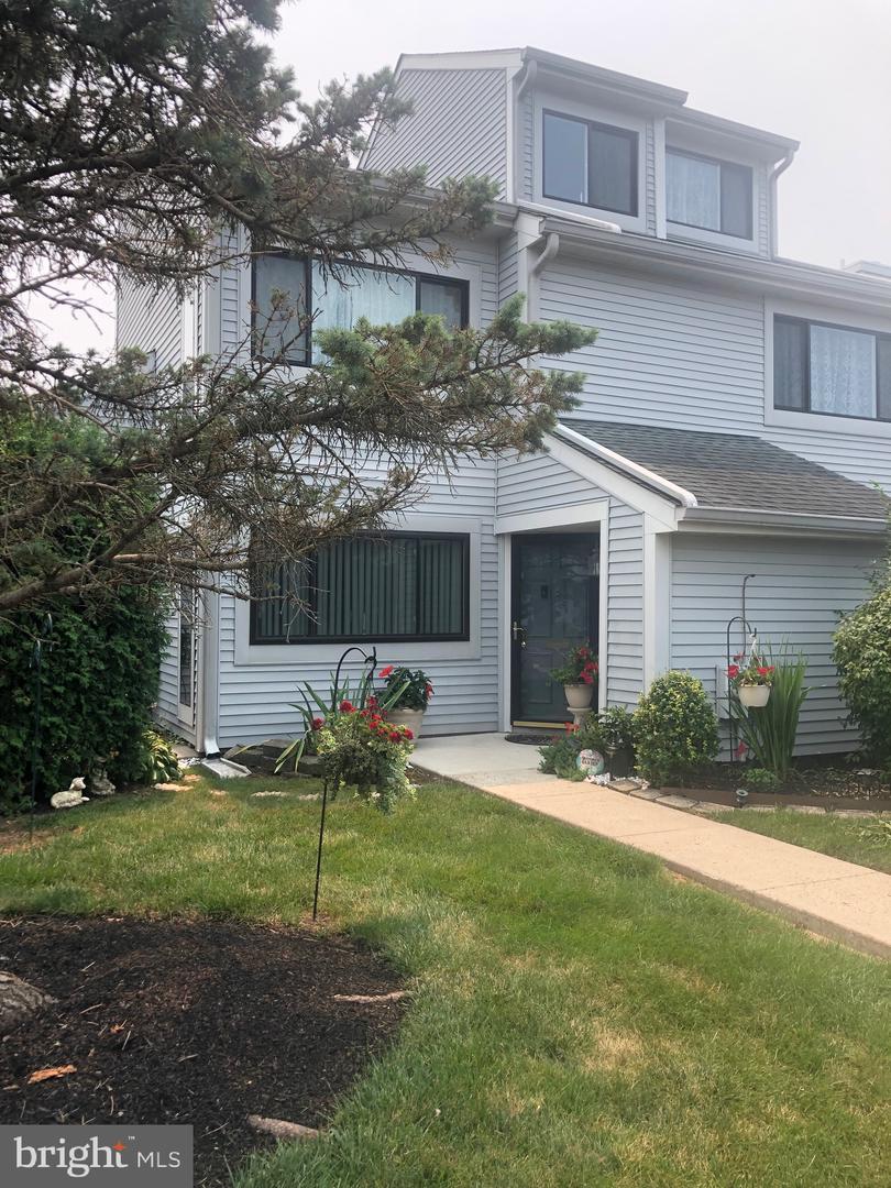 101 Monroe Dr #condo 198 Property Photo 1