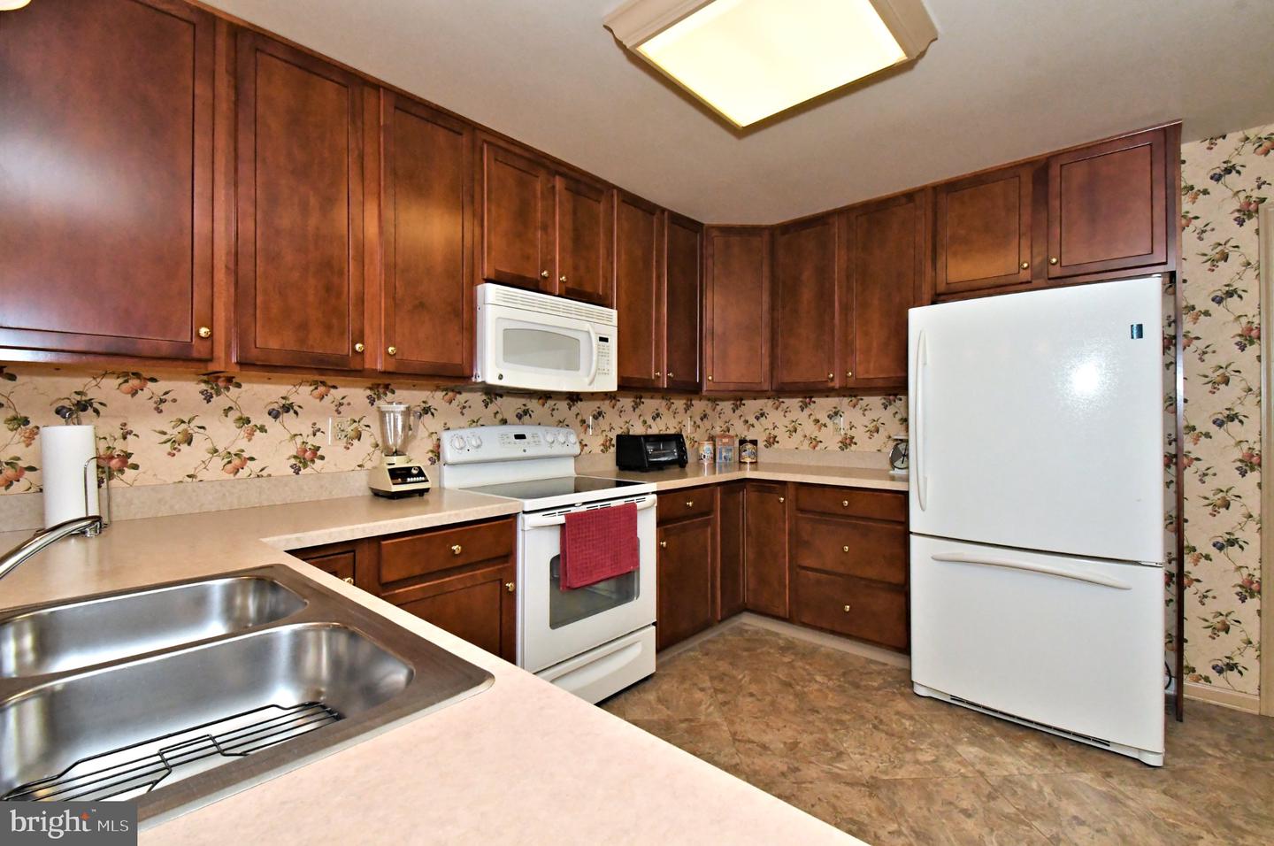 138 Arbour Ct Property Photo 12