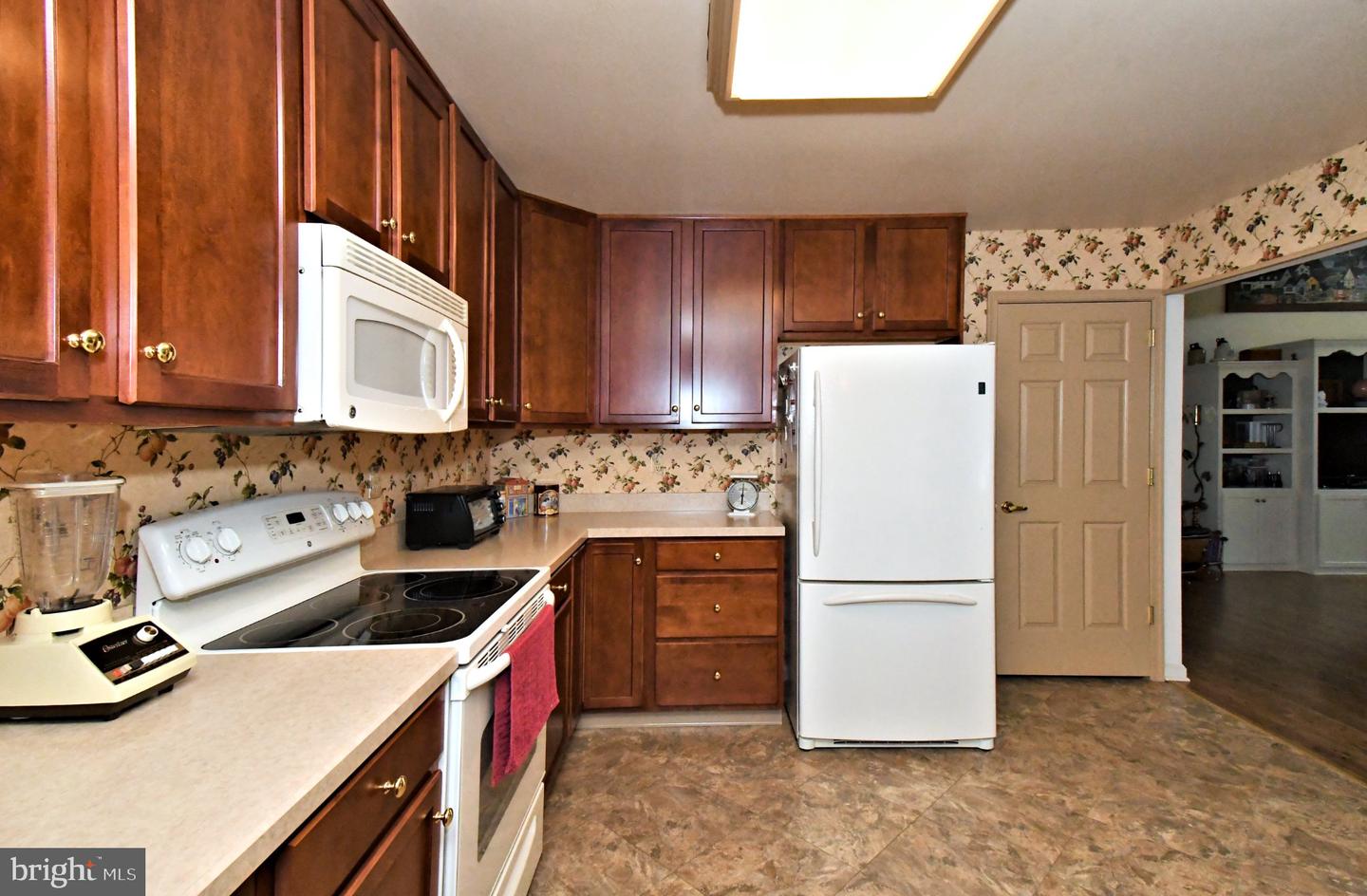 138 Arbour Ct Property Photo 14
