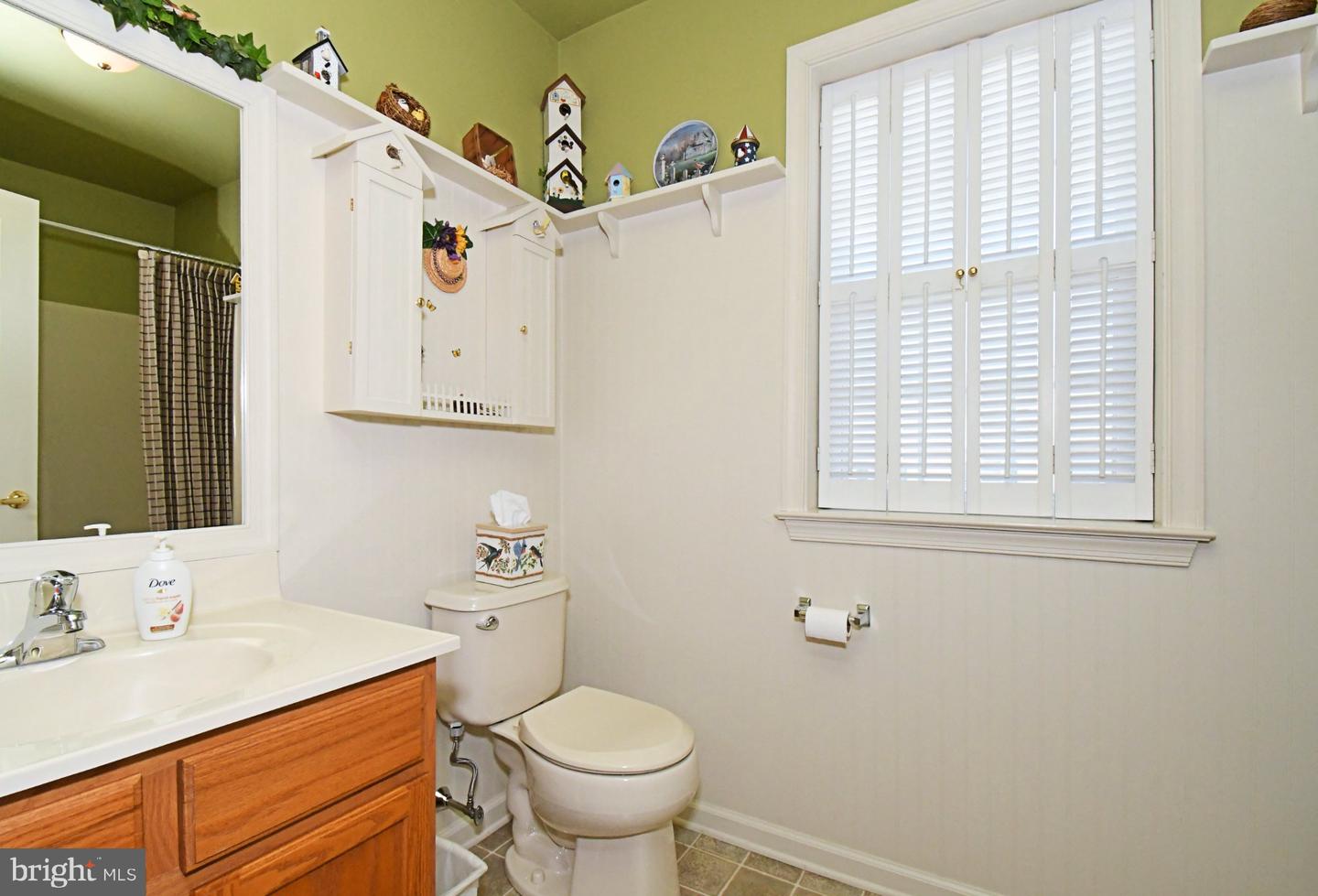 138 Arbour Ct Property Photo 18