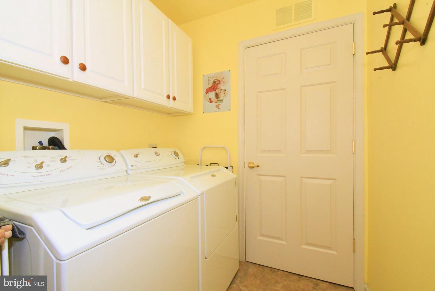 138 Arbour Ct Property Photo 19