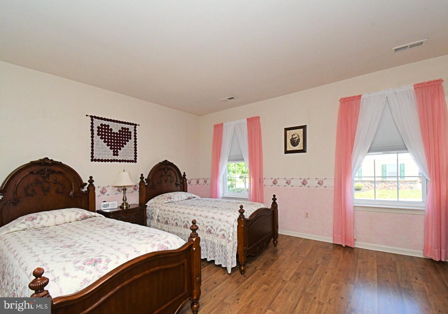 138 Arbour Ct Property Photo 20