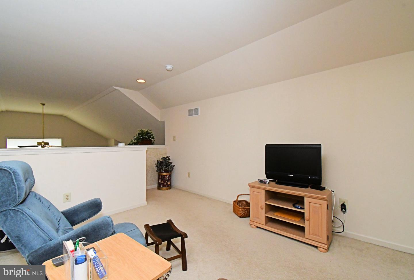 138 Arbour Ct Property Photo 31
