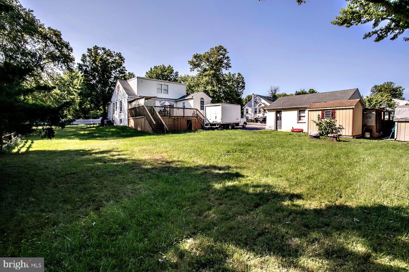 2916 Whitehall Rd Property Photo 5