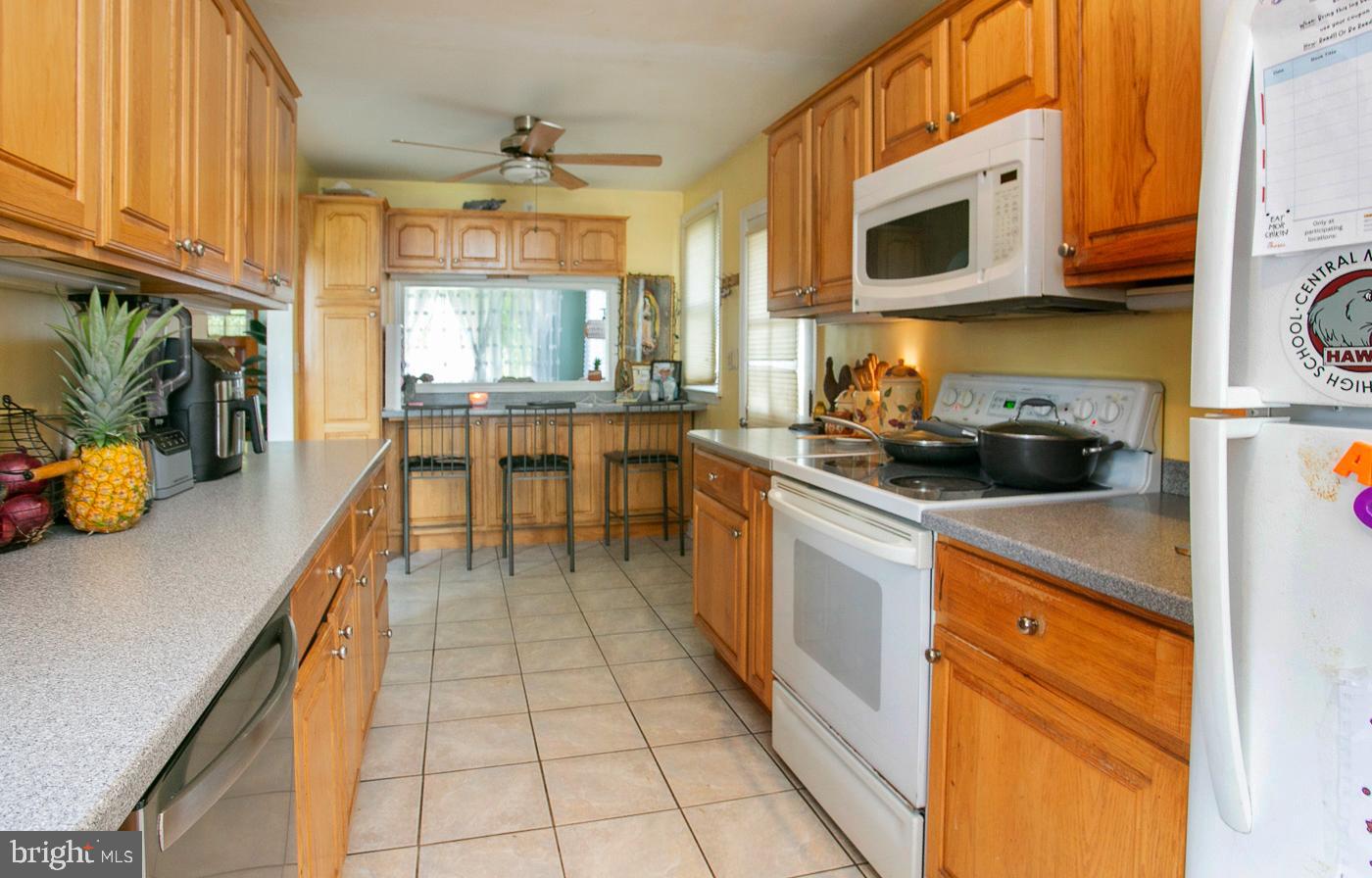 2916 Whitehall Rd Property Photo 8