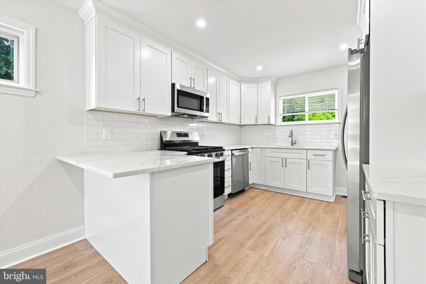 152 Egerton Ave # Property Photo 8