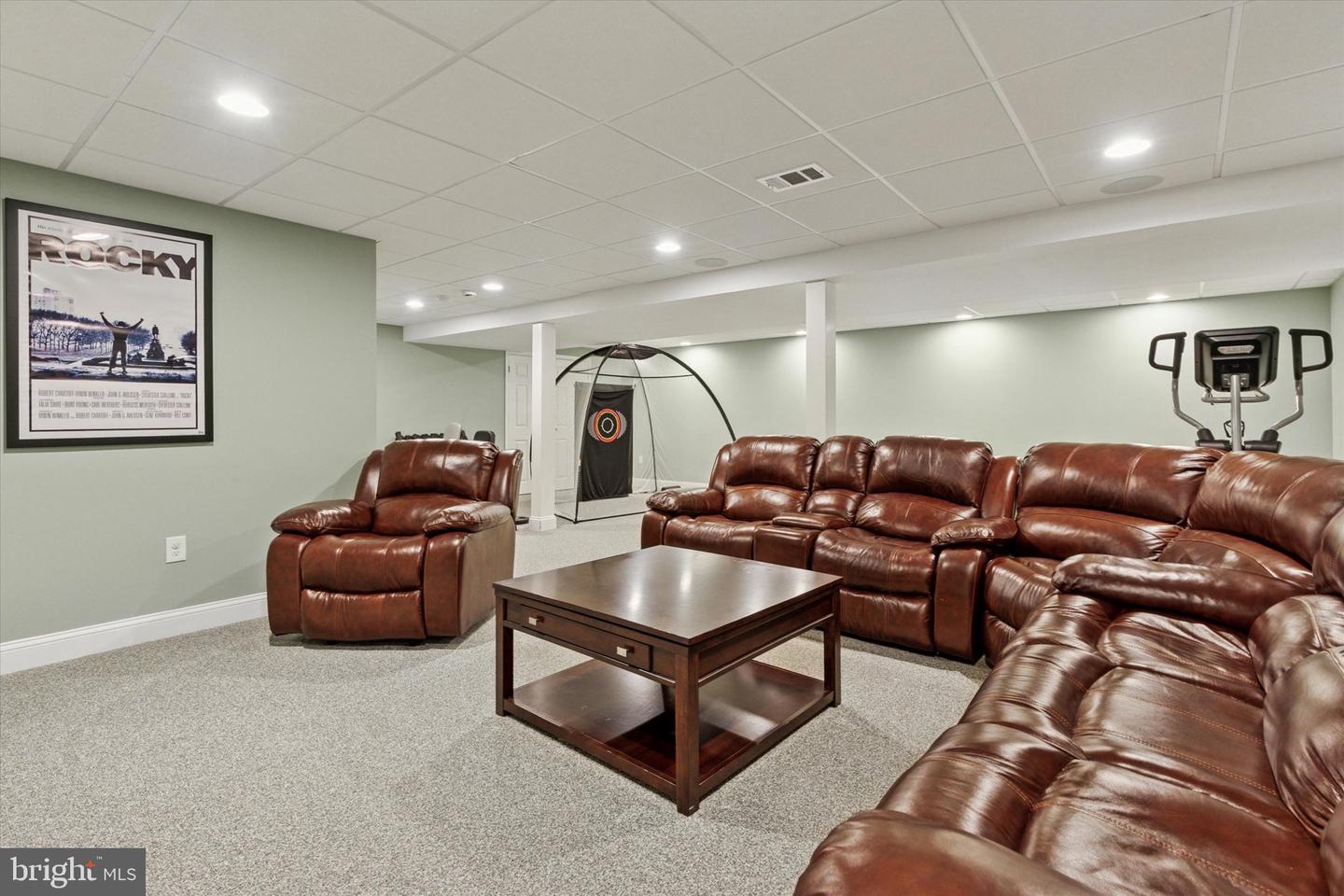 209 Westminster Property Photo 22