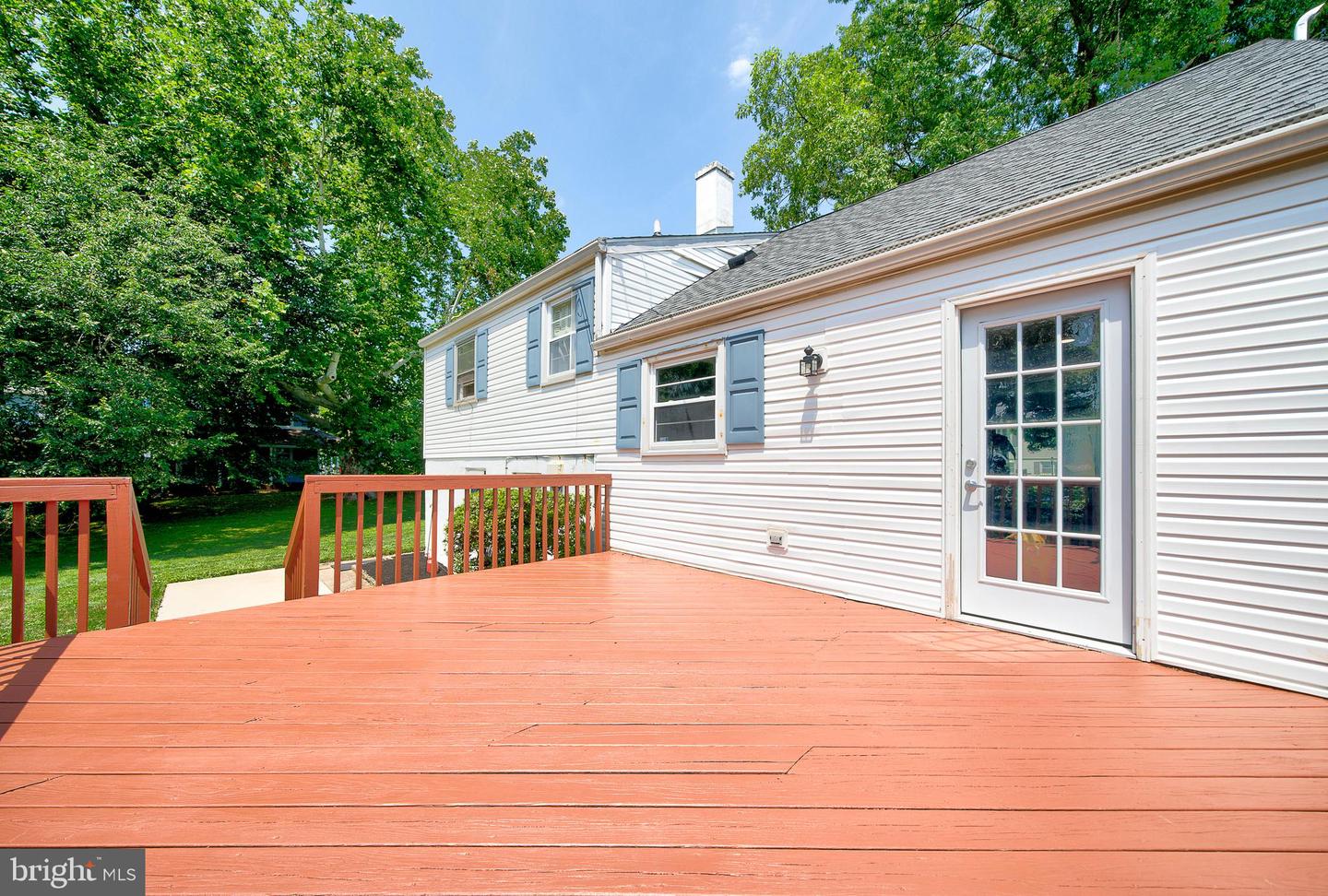 1008 Pioneer Rd Property Photo 5