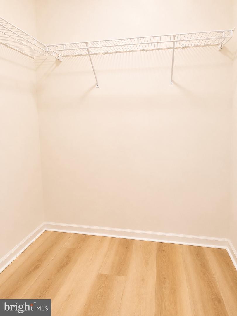4037 Runnymead Dr Property Photo 17