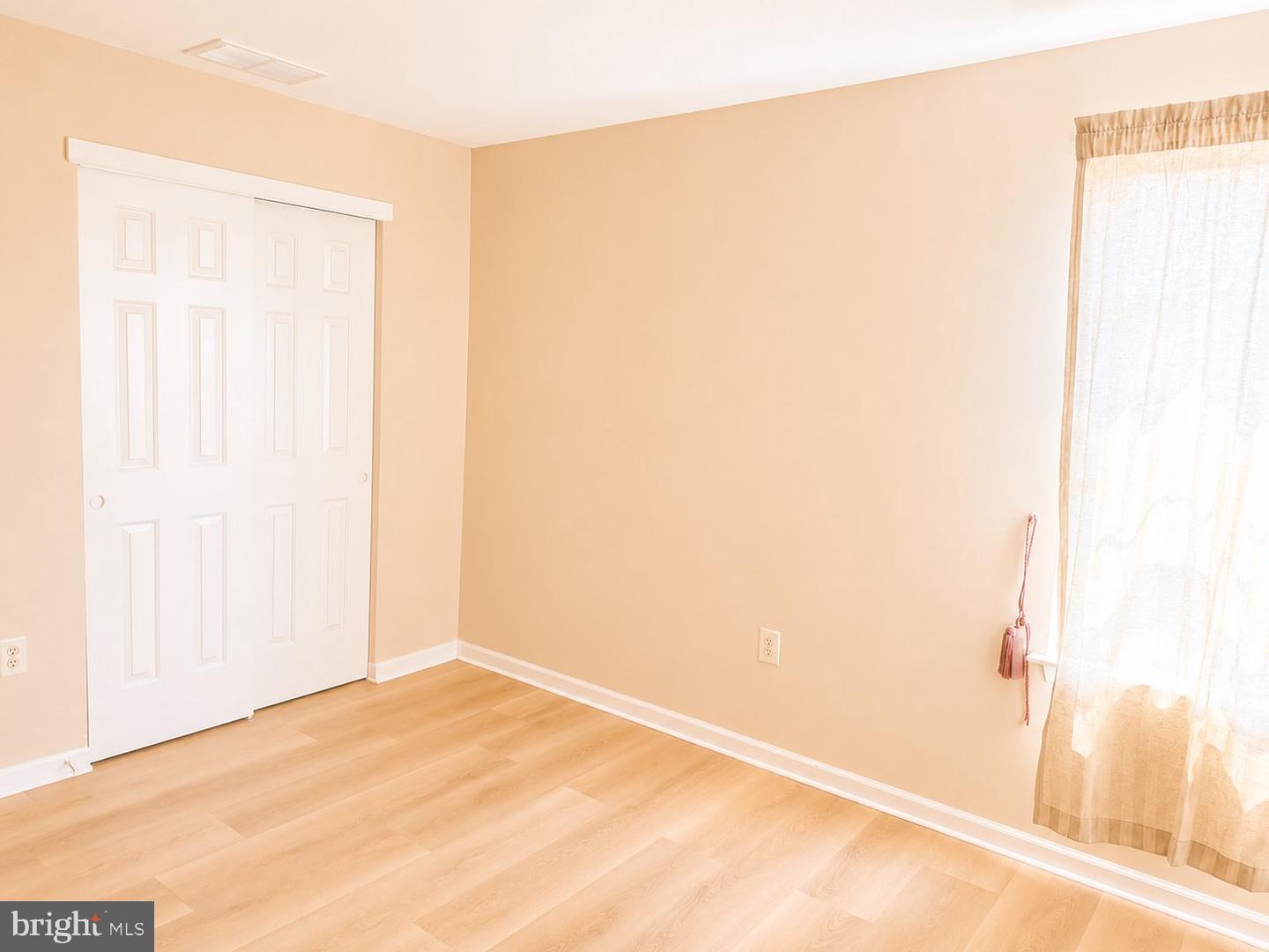 4037 Runnymead Dr Property Photo 22