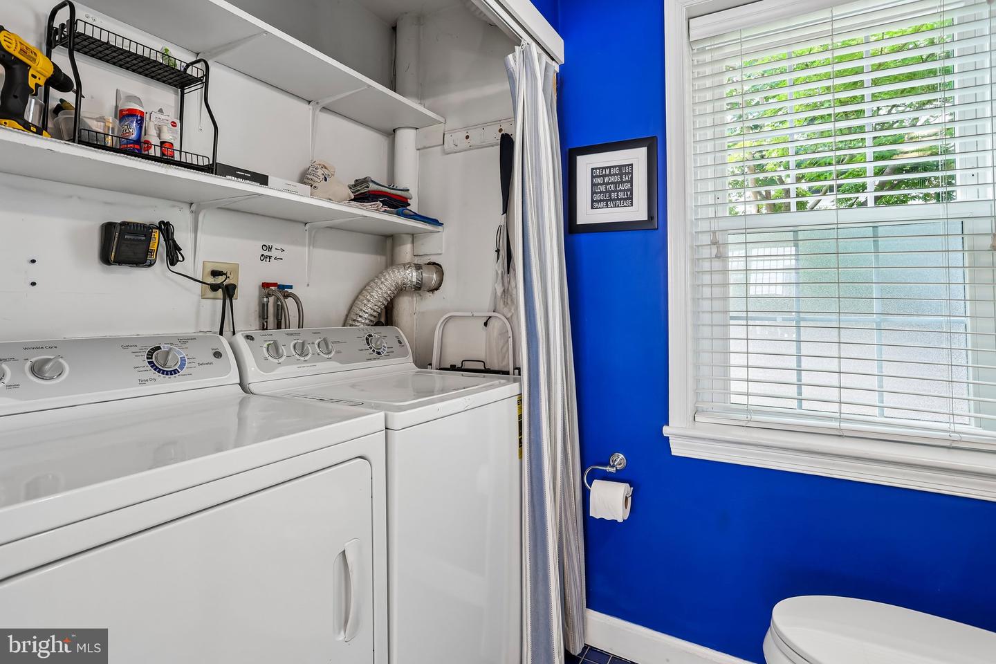510 Cynwyd Cir Property Photo 19