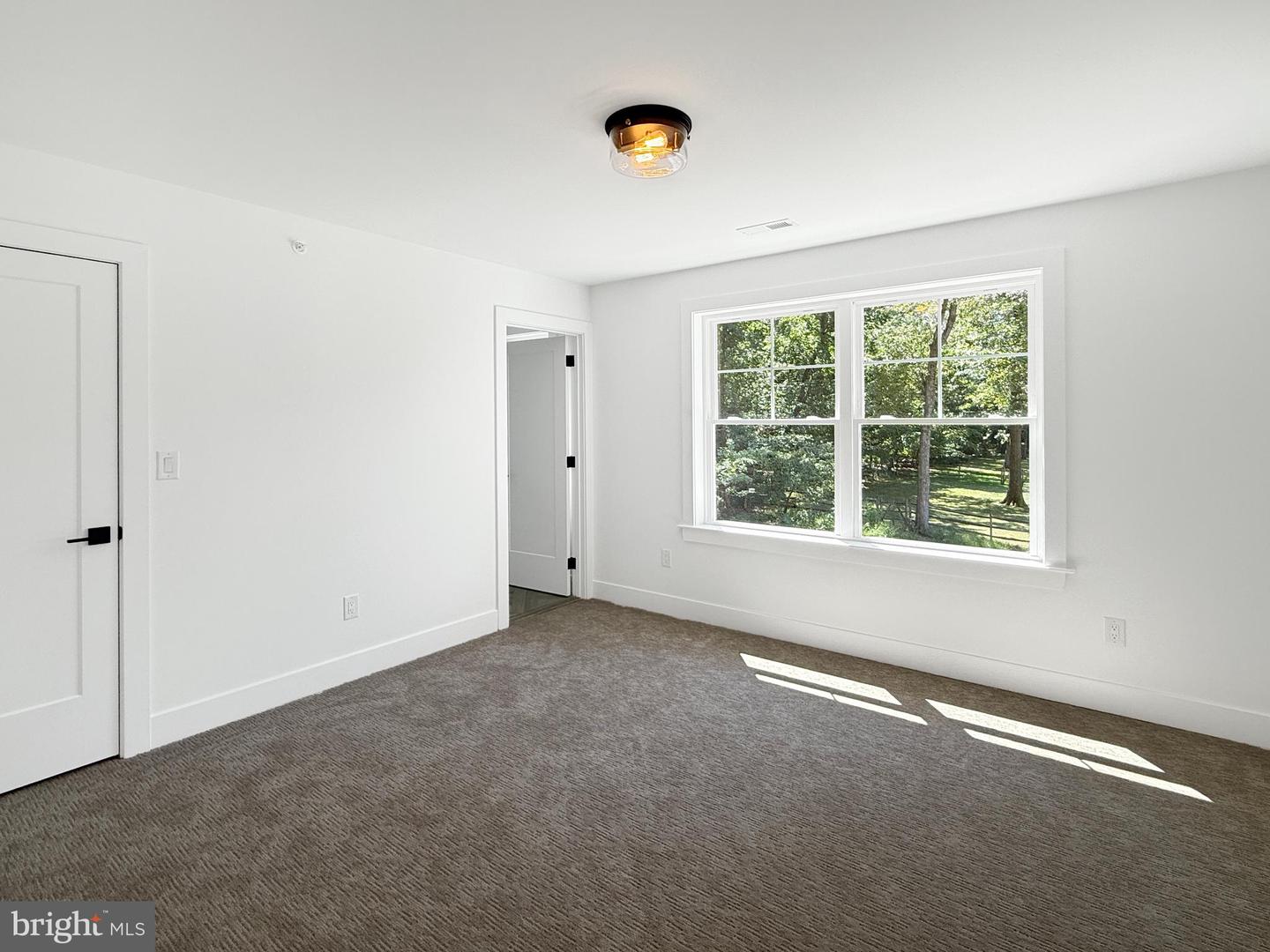 1823 N Line St Property Photo 34