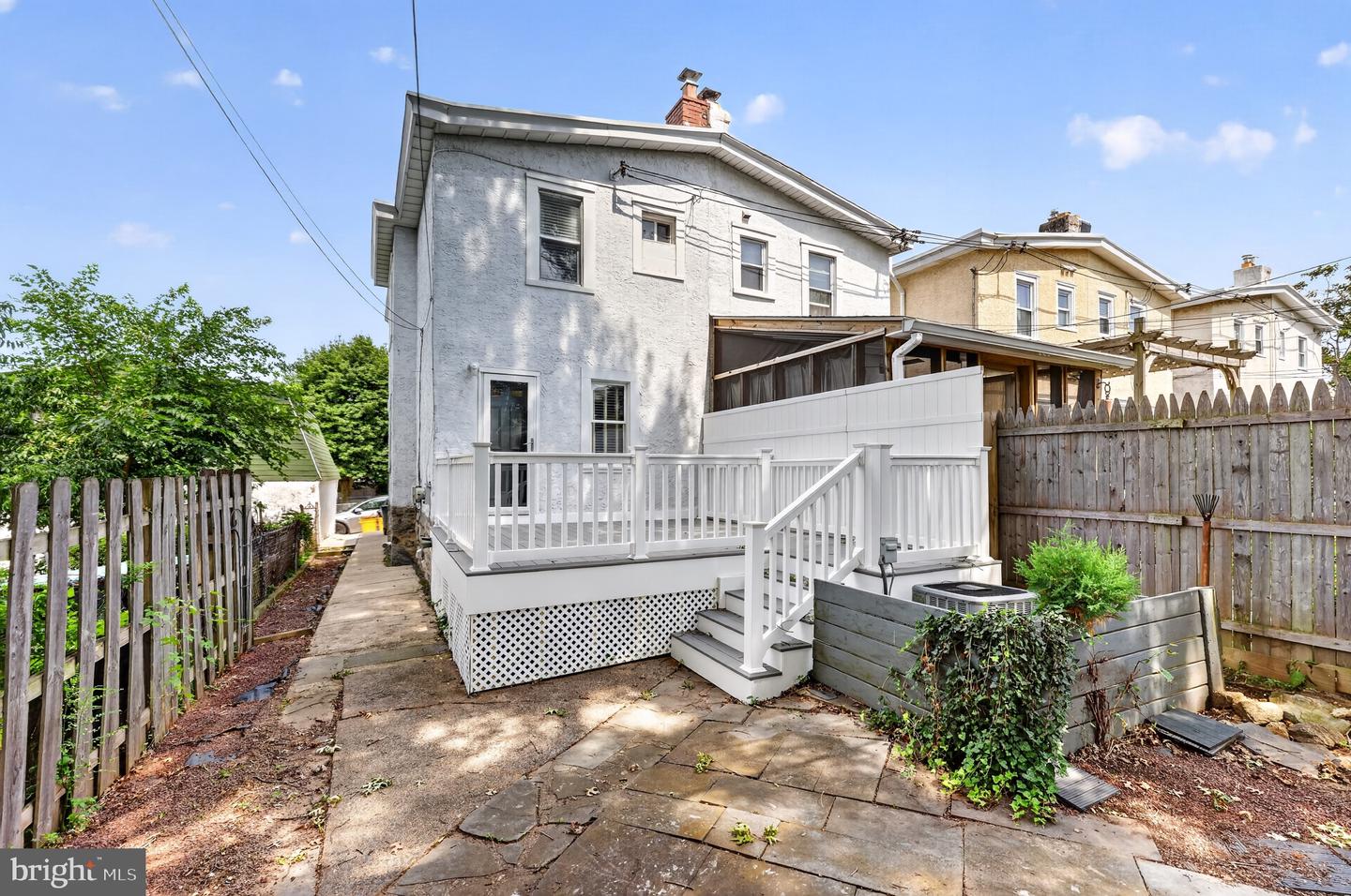 224 Williams Ave Property Photo 4