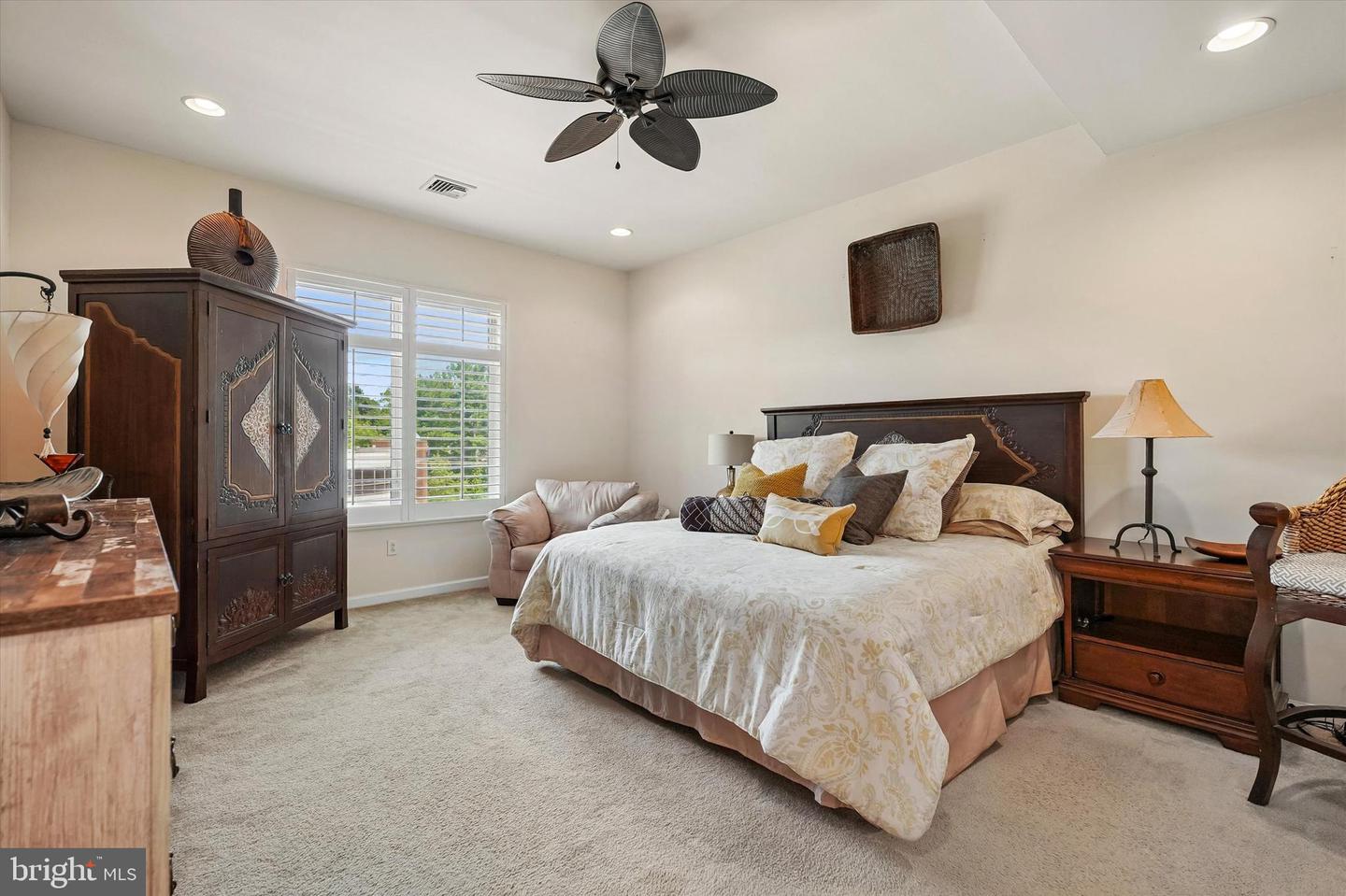 506 Carson Ter Property Photo 9