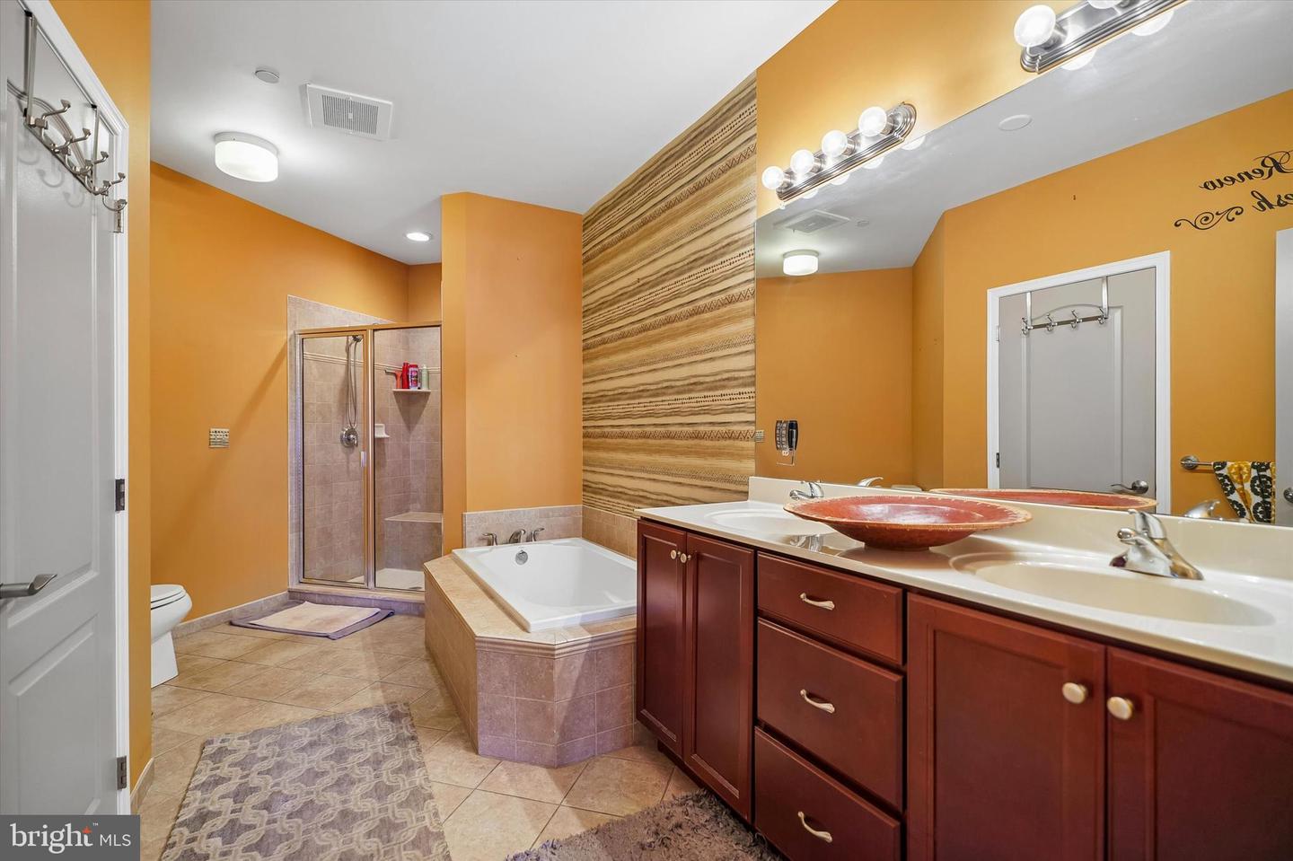 506 Carson Ter Property Photo 11