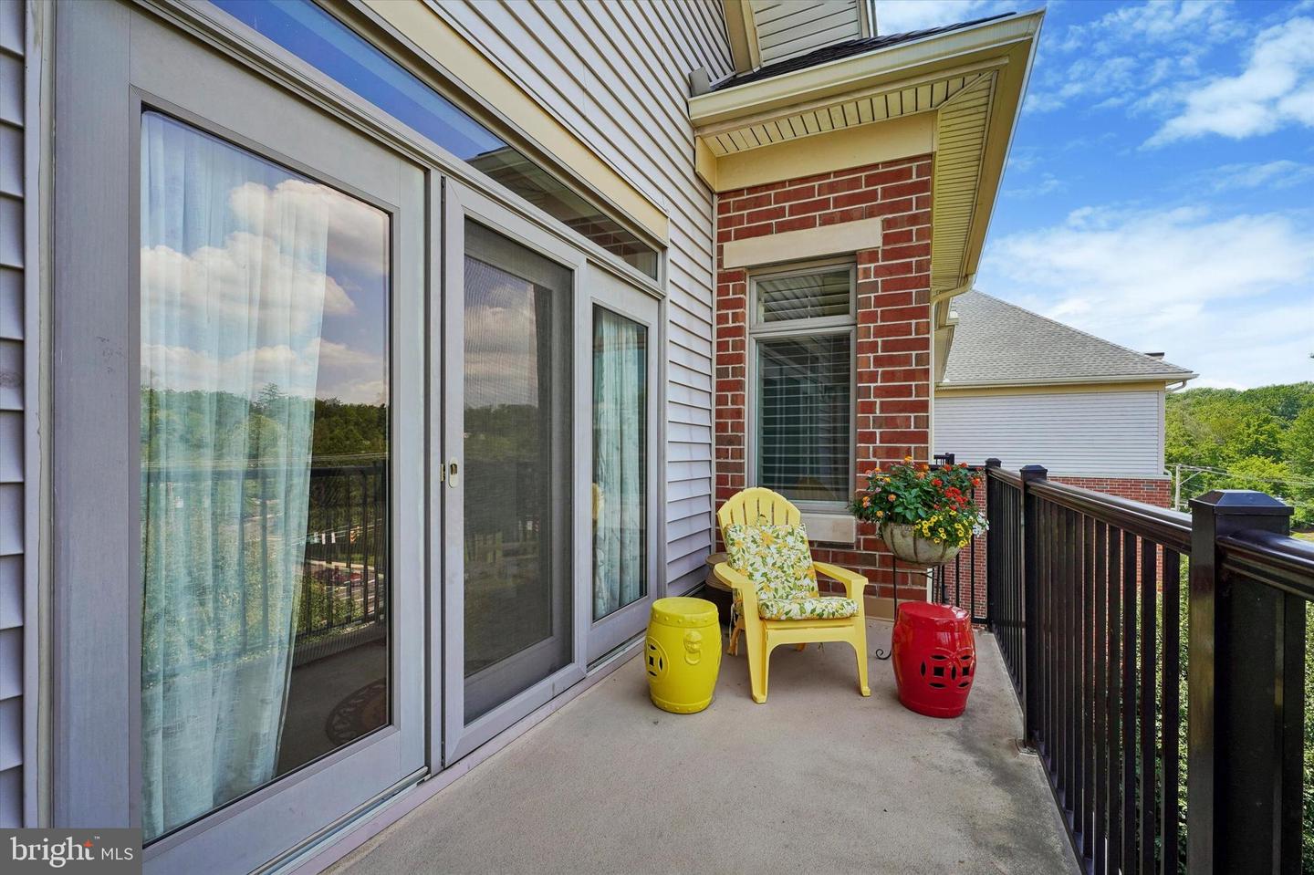 506 Carson Ter Property Photo 16