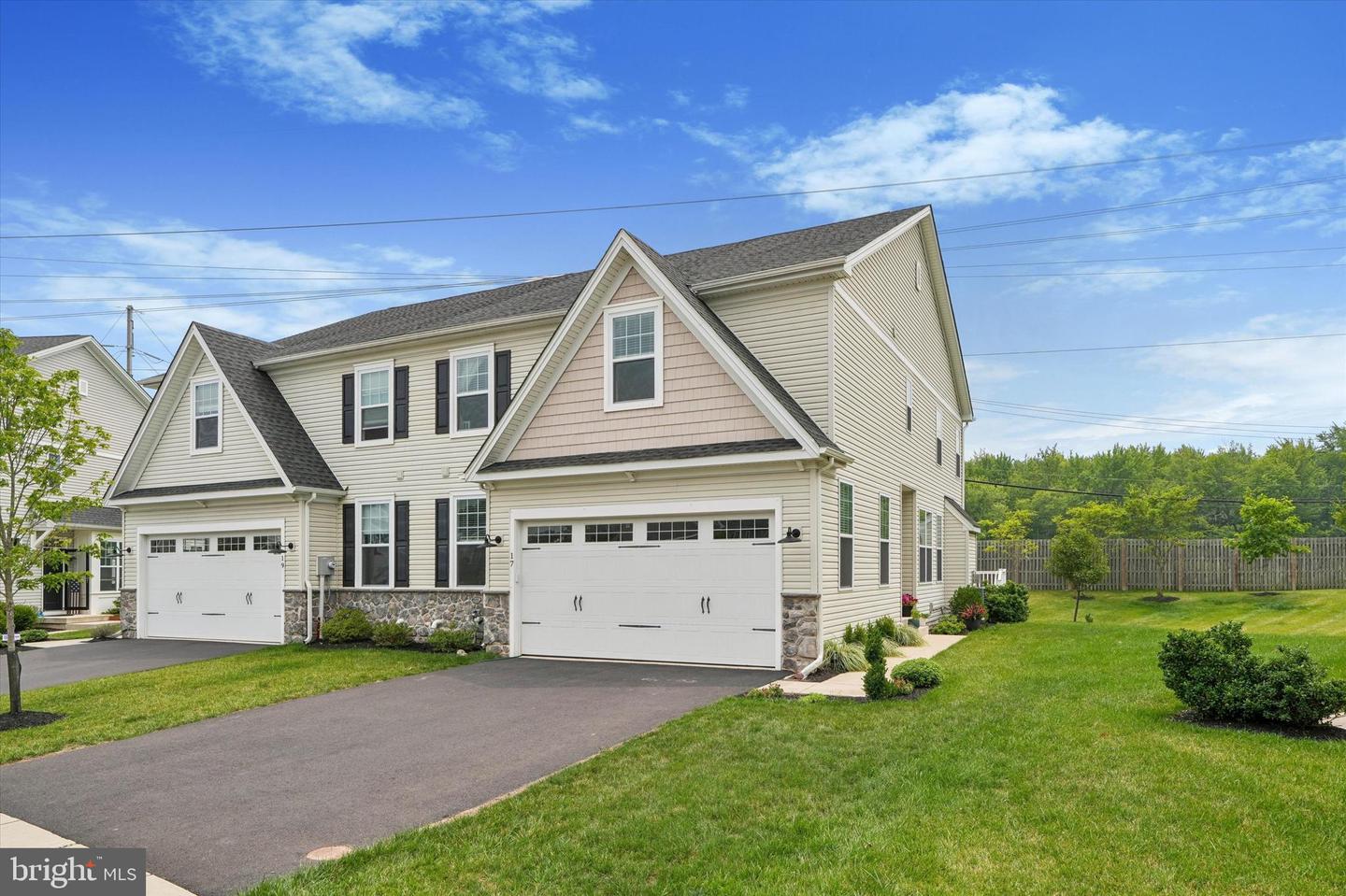 17 FINLEY CT