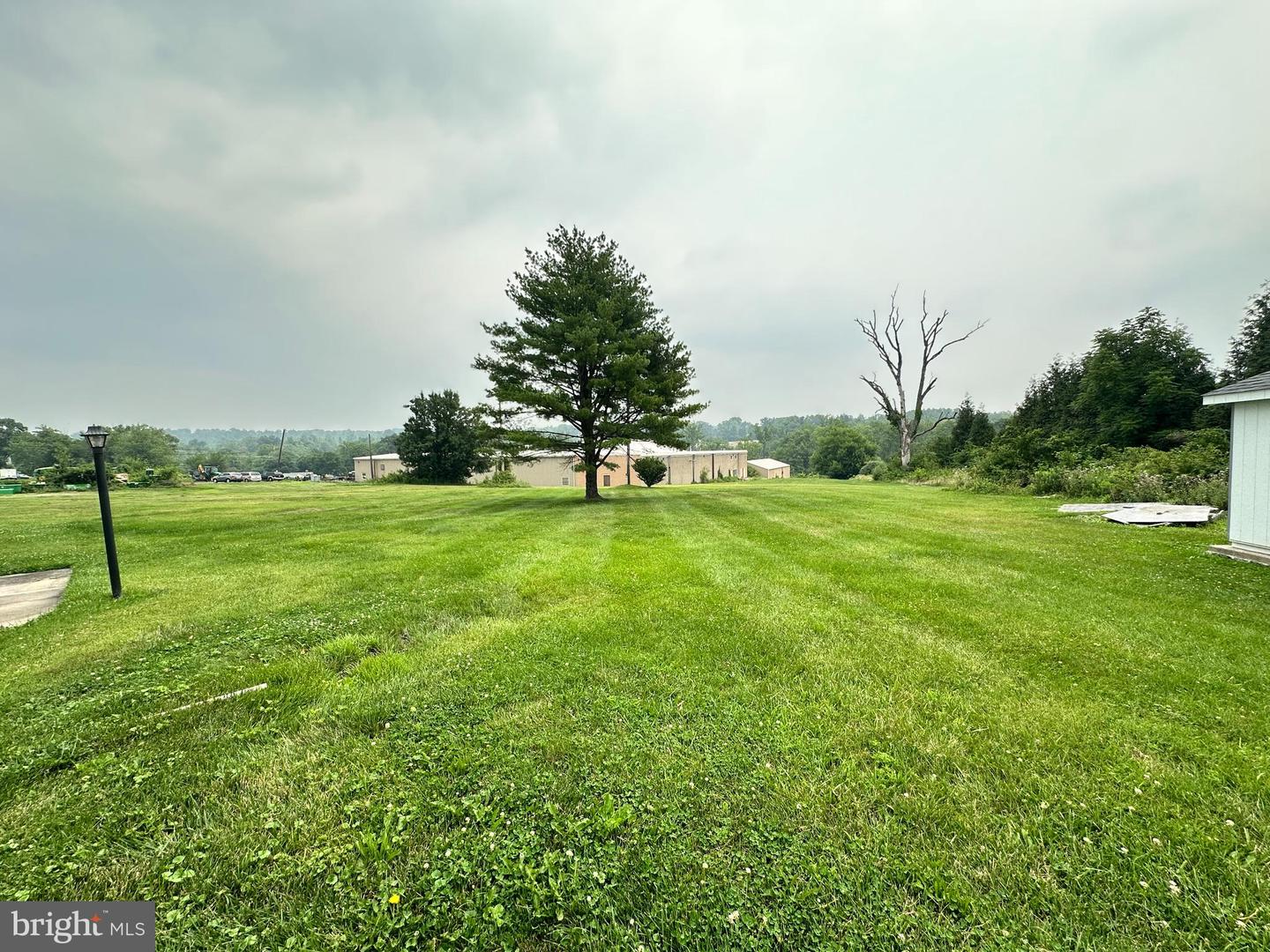 1301 N Gravel Pike #b Property Photo 20