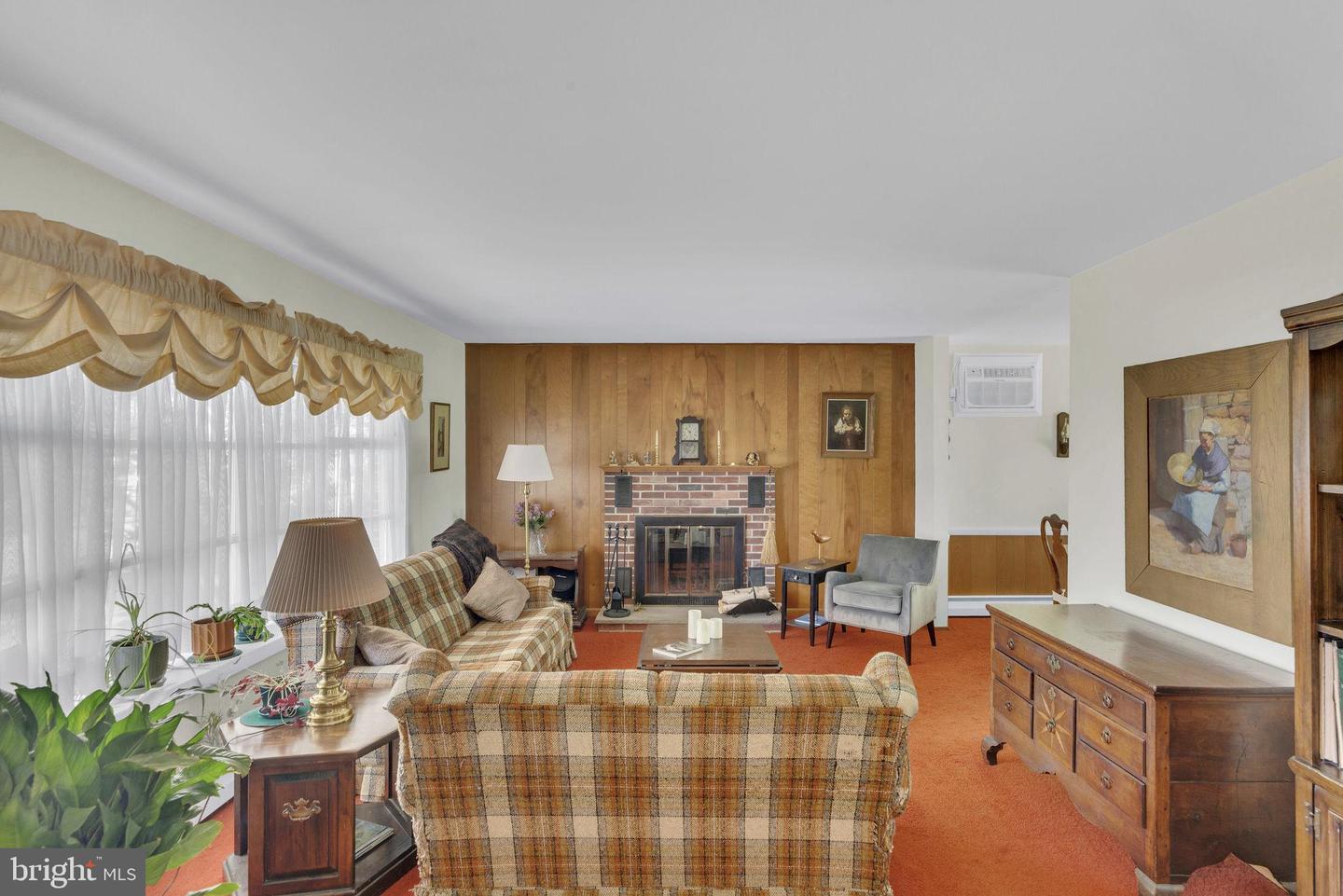 622 Knoll Dr Property Photo 7