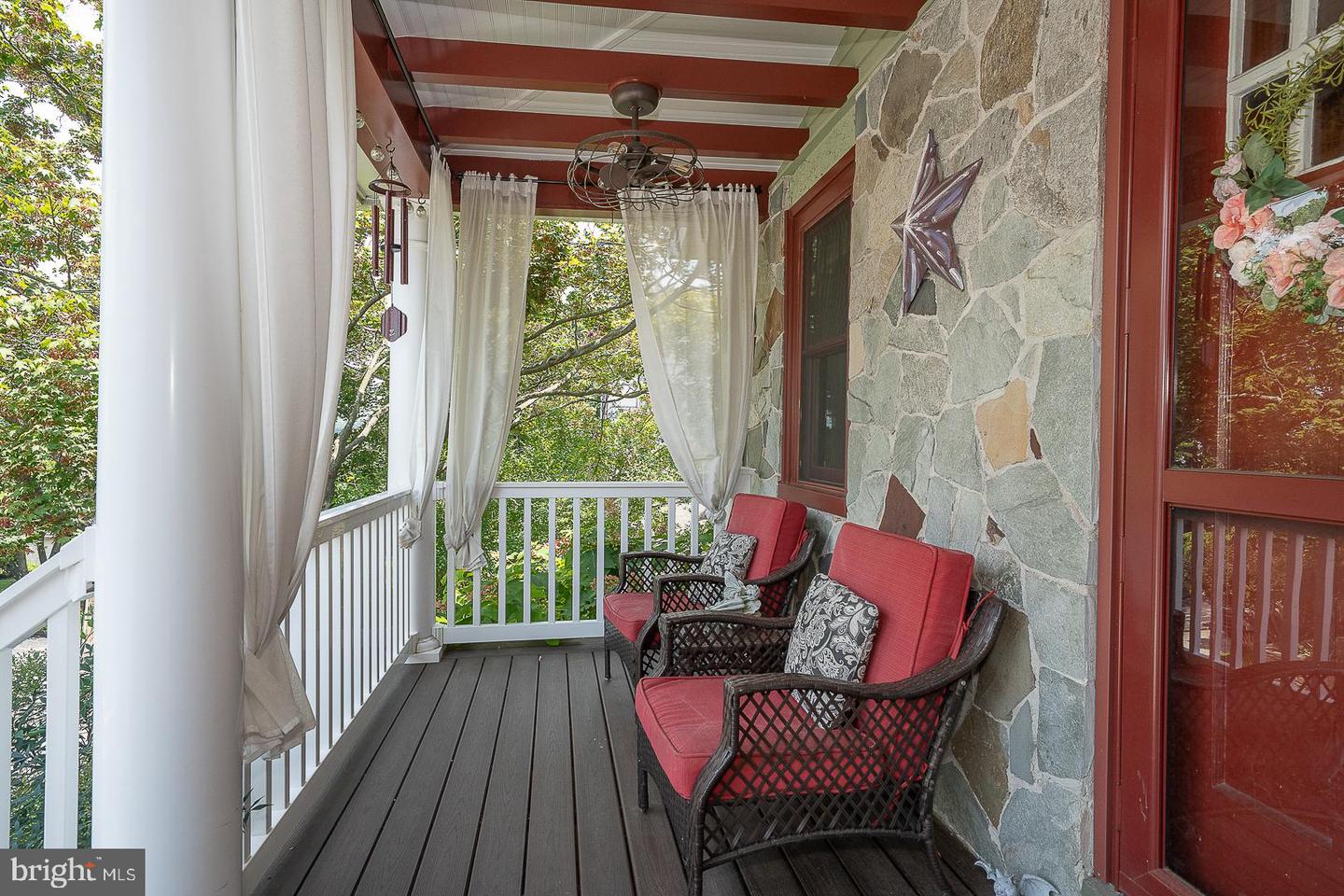 156 Pencoyd Ave Property Photo 2